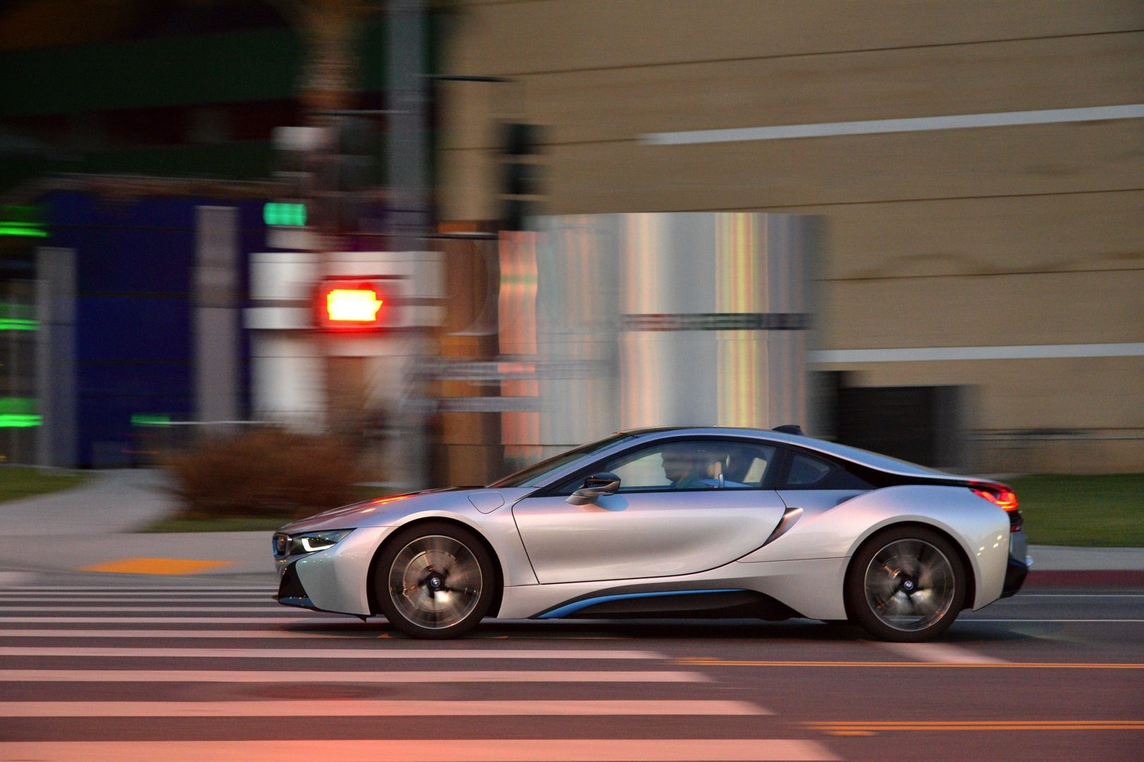 Wallpaper #YGdS-JIBSpphPi3-y4lG166 BMW i8 Final Specs Revealed Deliveries to Start in June Autoevolution