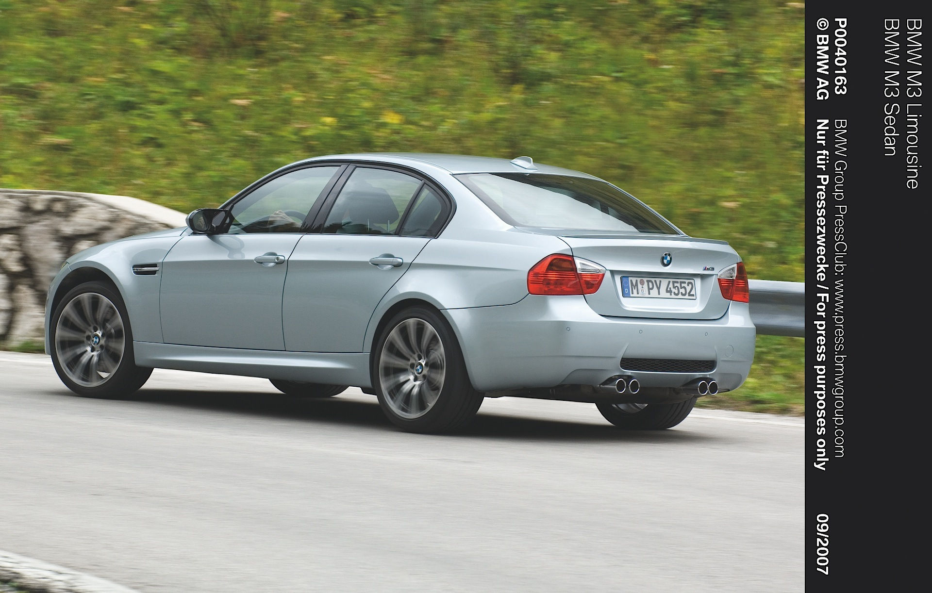 Wallpaper #gUV0lI4B7YBJg1BVKp9621 BMW M3 Sedan E90 Specs Photos 2008 2009 2010 2011 Autoevolution