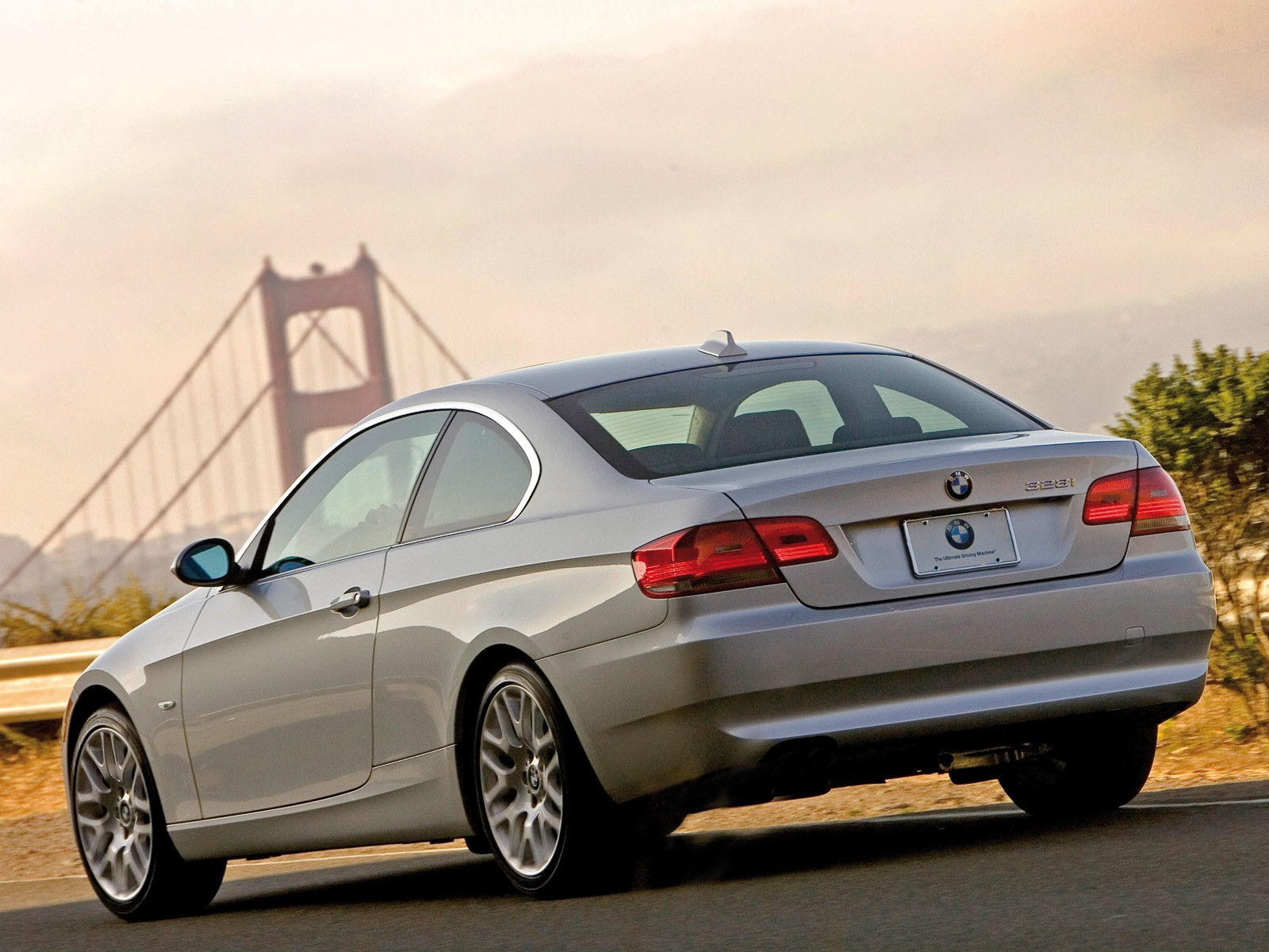 Wallpaper #lUW_oo4B7YBJg1BVBqSA56 A Silver BMW 335i Coupe Drives Over the Golden Gate Bridge
