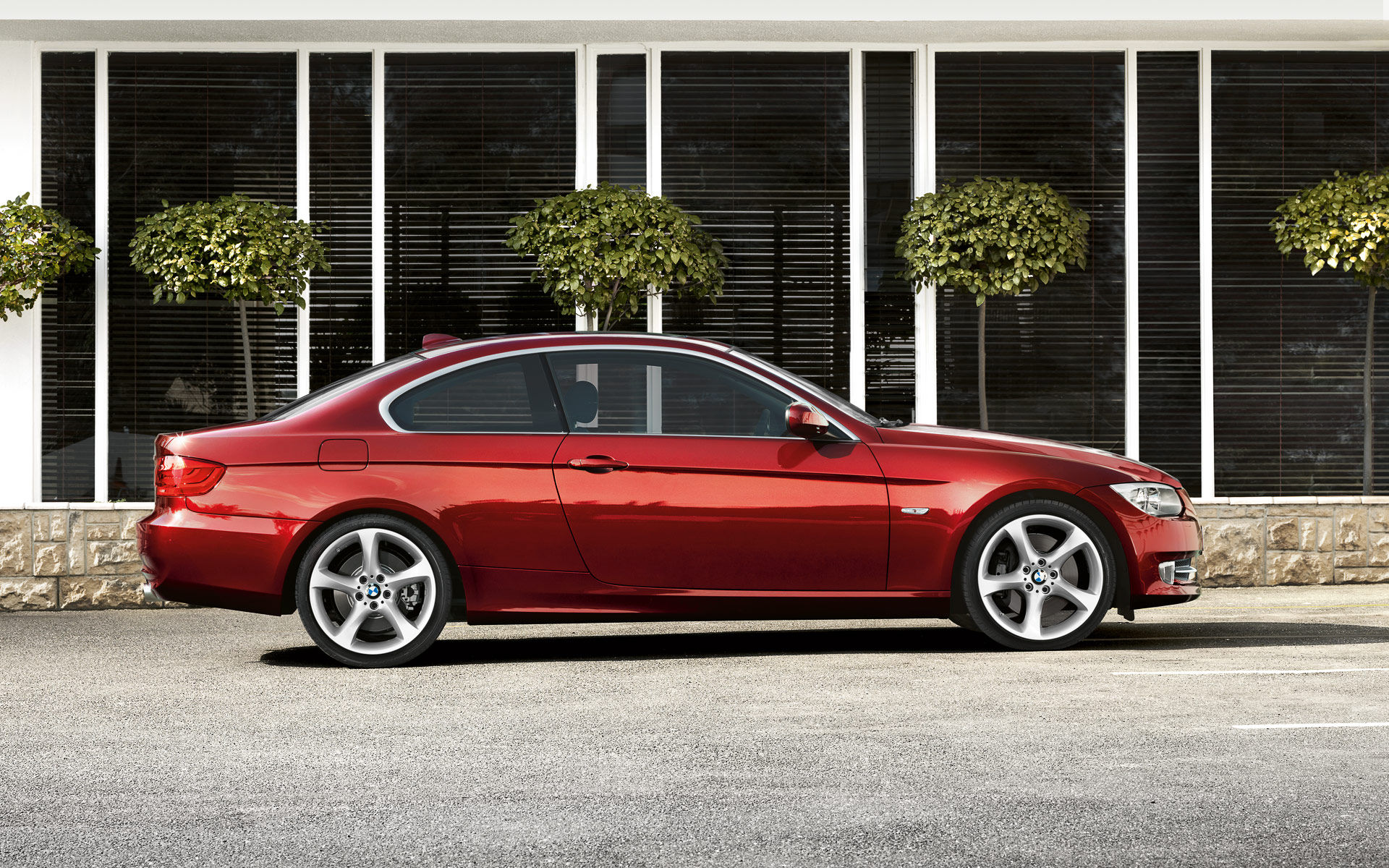 Wallpaper #2GceDpMBSpphPi3-megn30 2011 BMW 3 Series Coupe E92 Specs Photos Autoevolution