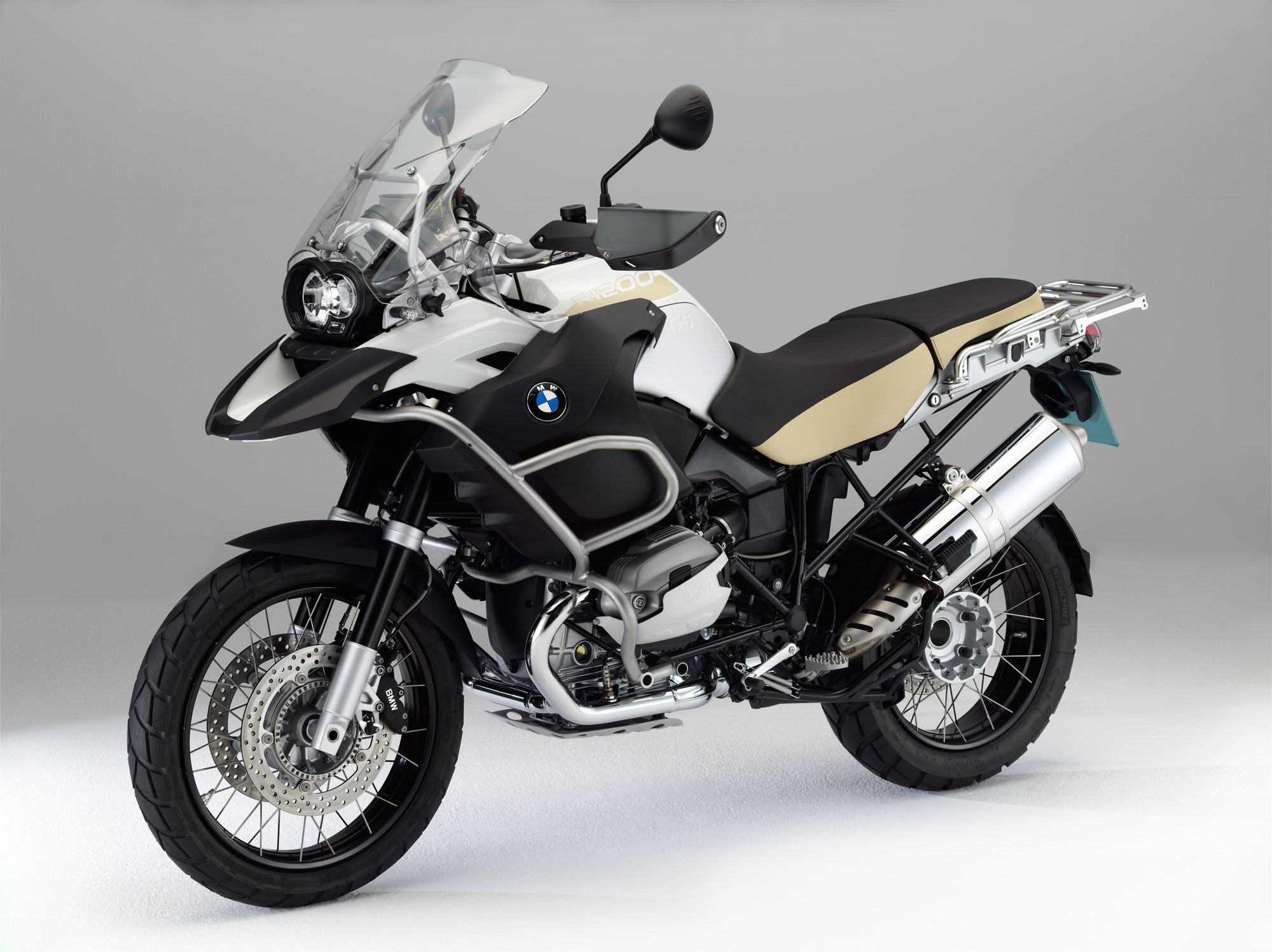 Wallpaper #AmfQ_pIBSpphPi3-xKFH149 BMW R 1200 Gs Adventure Specs 2011 2012 Autoevolution