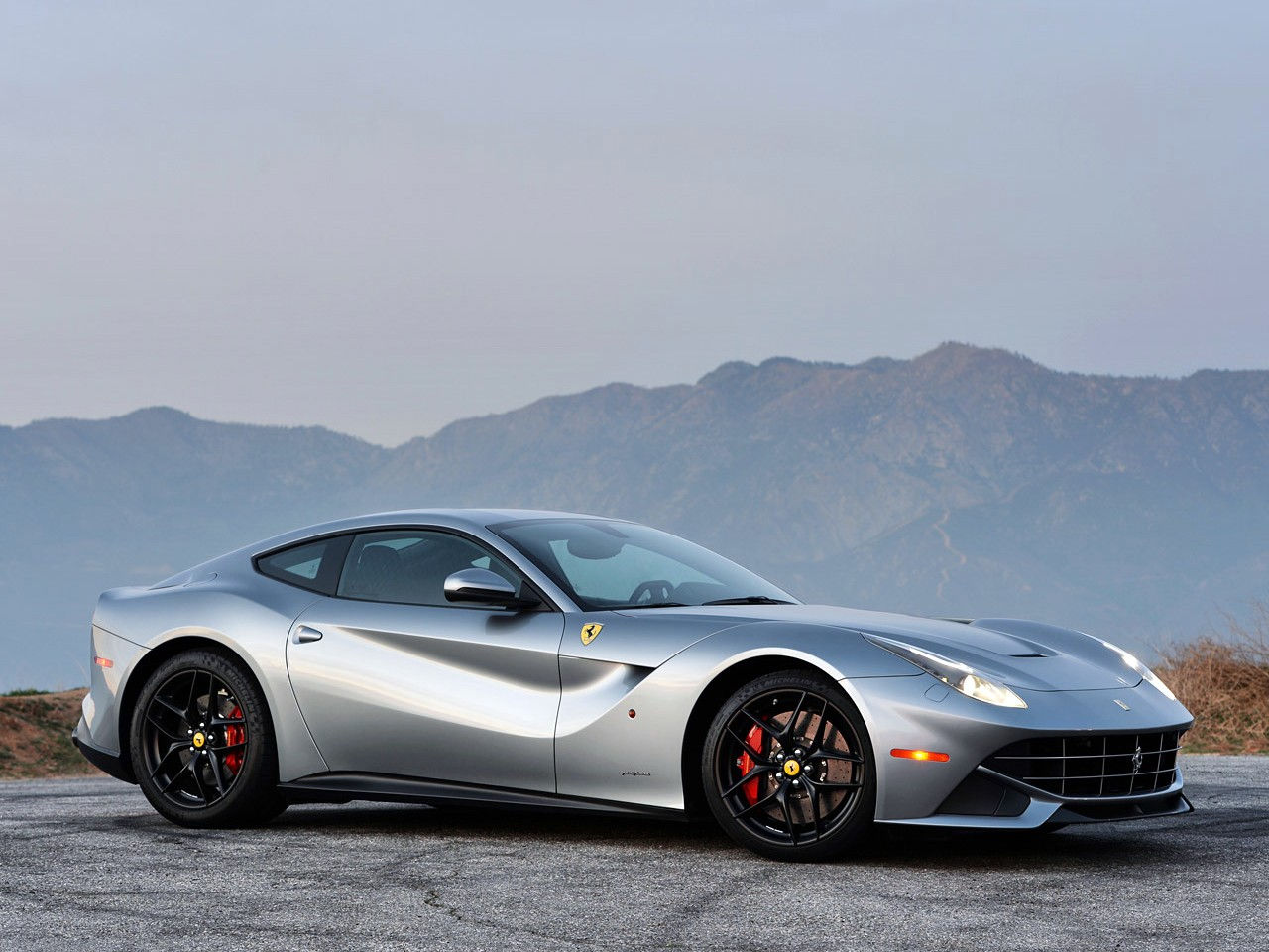 Wallpaper #KkUtpo4B7YBJg1BVRaYs8 Ferrari F12 Berlinetta Specs Photos 2012 2013 2014 2015