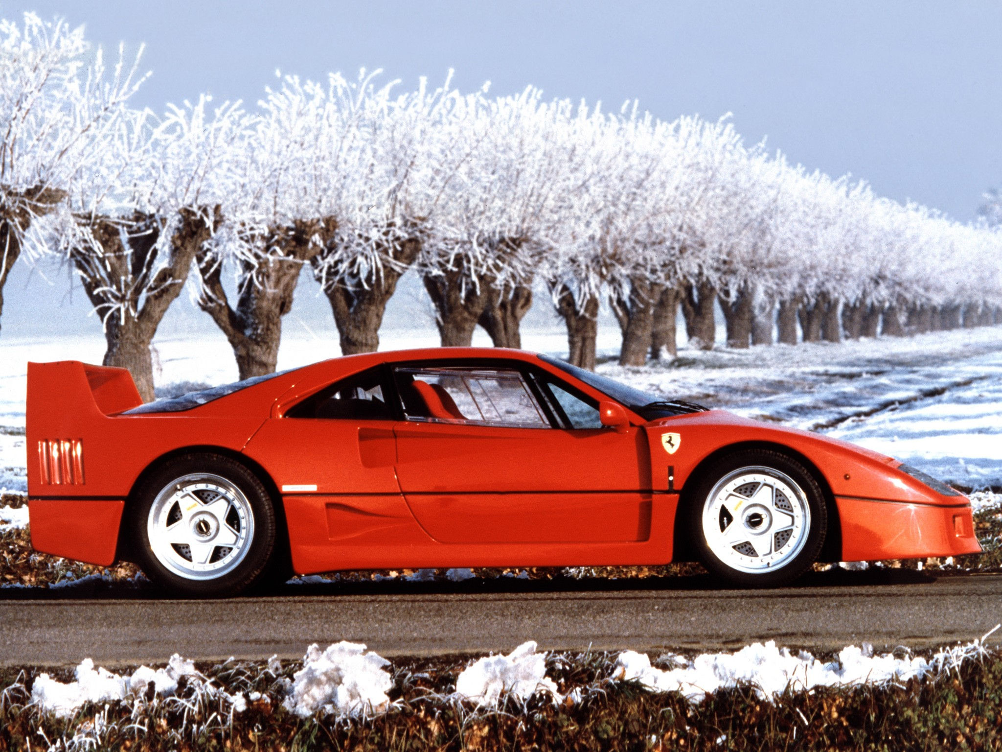 Wallpaper #RXeHJpMB-pgBXx60yaLe61 Ferrari F40 Specs Photos 1987 1988 1989 1990 1991 1992