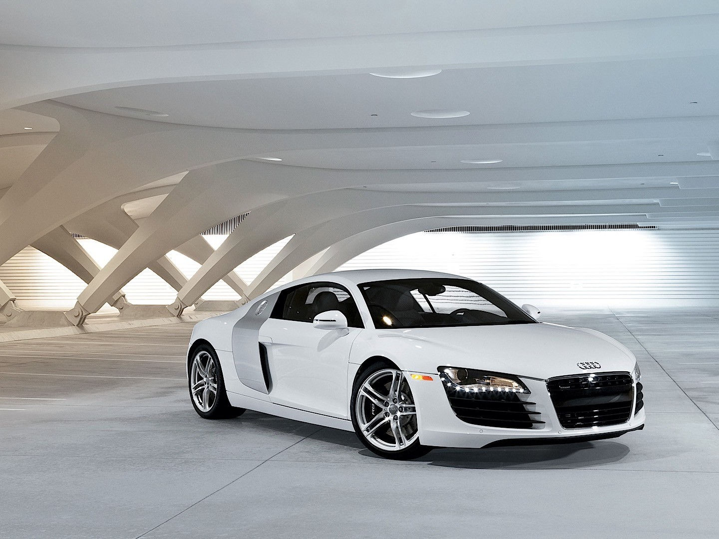 Wallpaper #Pmg_GJMBSpphPi3-AhLi144 2007 Audi R8 Specs Photos Autoevolution