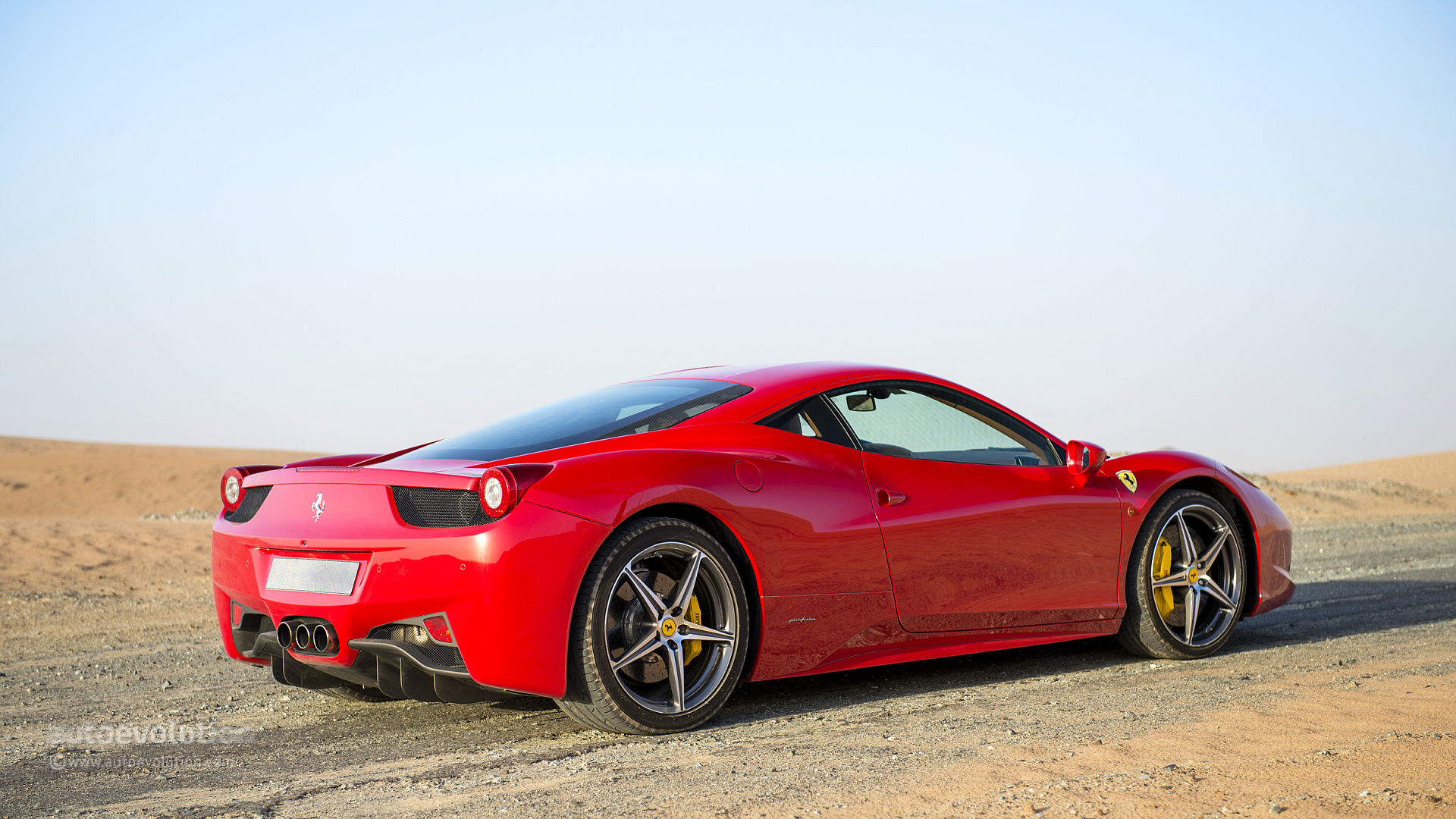 Wallpaper #bWh9GZMBSpphPi3-yRe6332 Ferrari 458 Italia Review Autoevolution