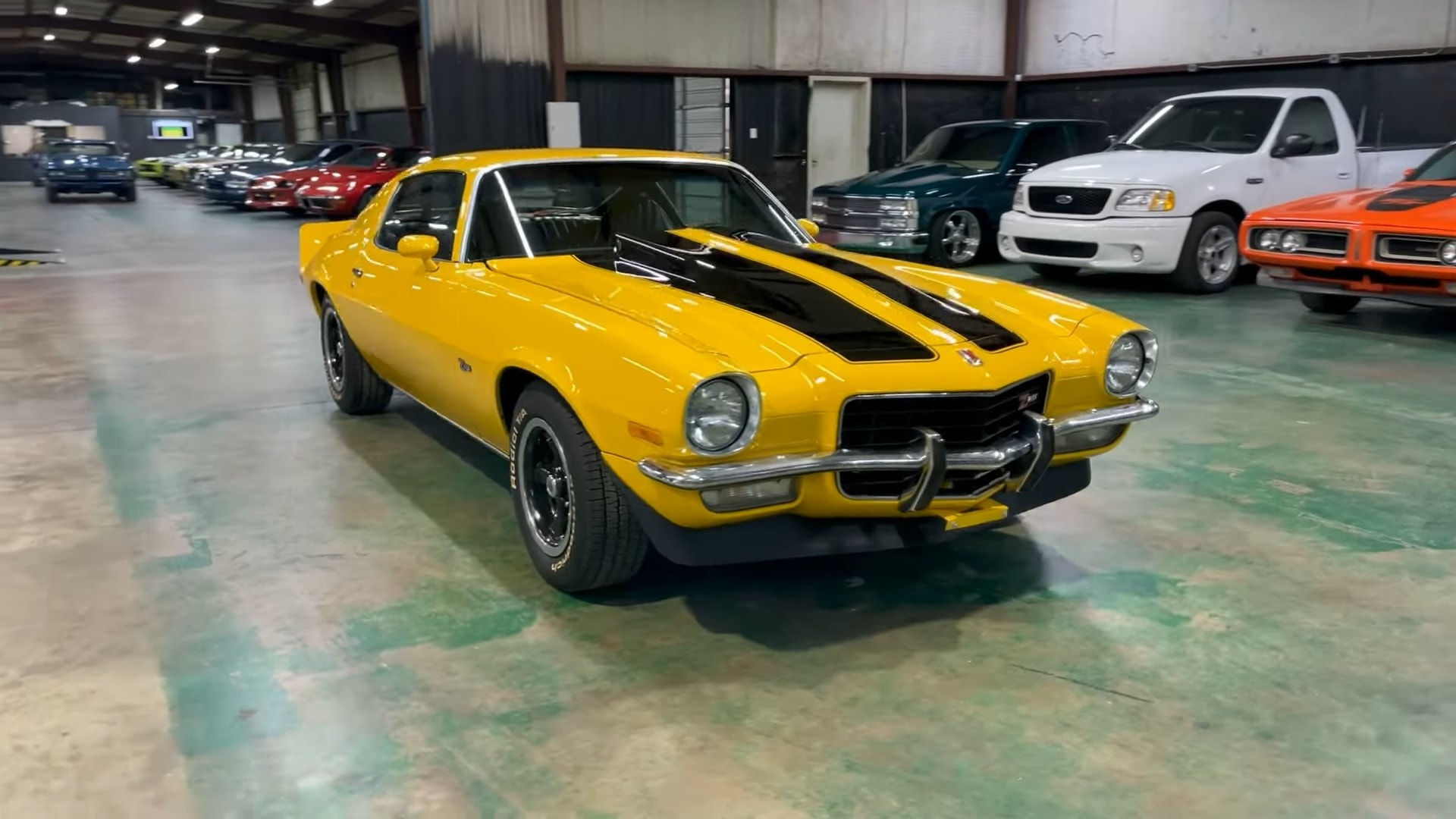 Wallpaper #3WcMCpMBSpphPi3-J9JF235 Bumblebee 1973 Chevy Camaro 350ci Isnt an Original Z28 Yet Nobody