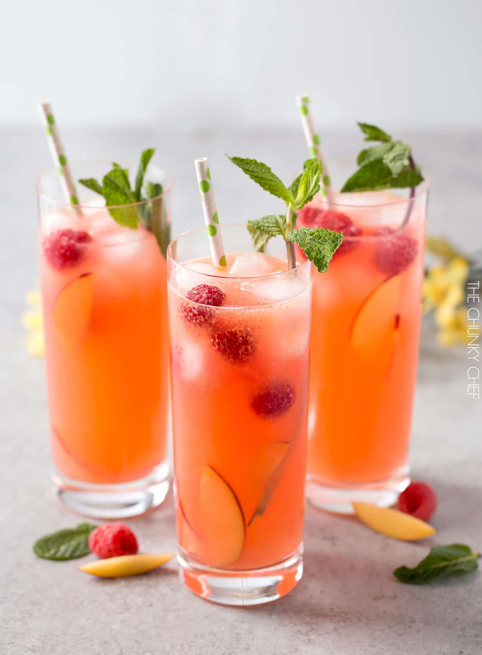 Wallpaper #02ewD5MBSpphPi3-Ae9s277 Homemade Raspberry Peach Lemonade the Chunky Chef