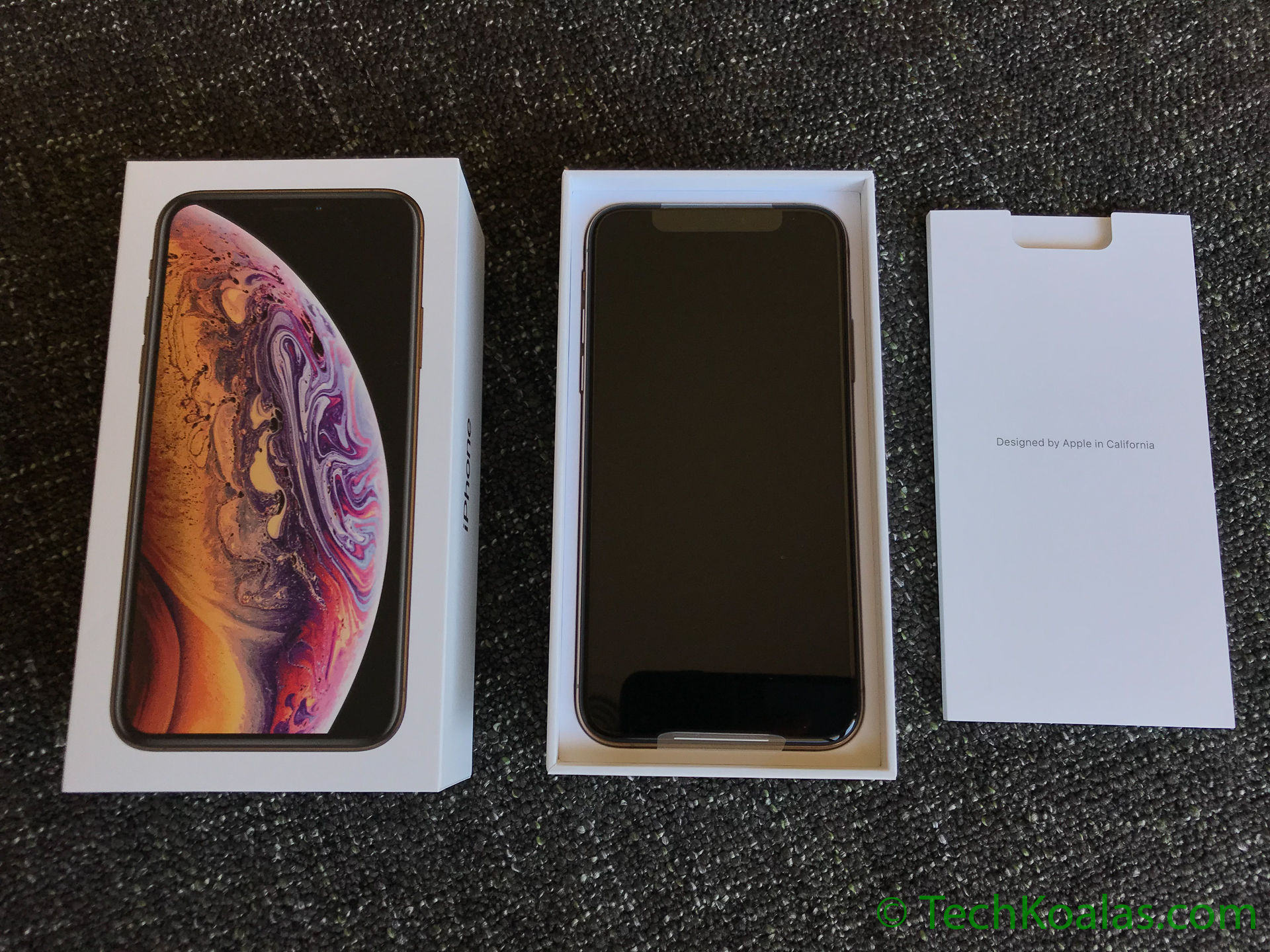 Wallpaper #vWds8ZIBSpphPi3-YWuR69 iPhone Xs Gold 512 Gb Unboxing Whats in the Box Techkoalacom