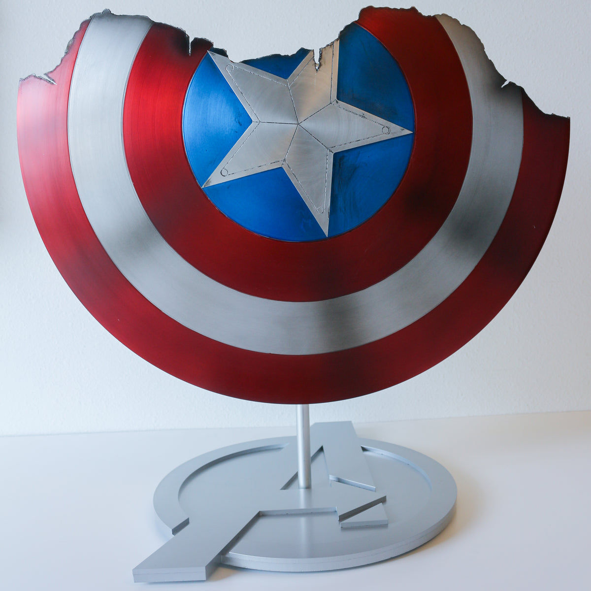 Wallpaper #FX0K8Y4Bnwiau_P6vQgd36 Captain America Broken Shield Comic Sandwiches