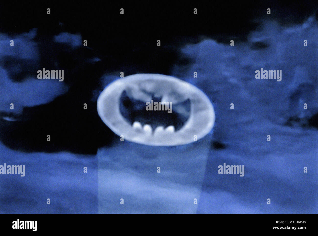 Wallpaper #gWj1E5MBSpphPi3-QwKs28 Batman Bat Signal in the Sky 1966 68 Tm and Copyright 20th Century