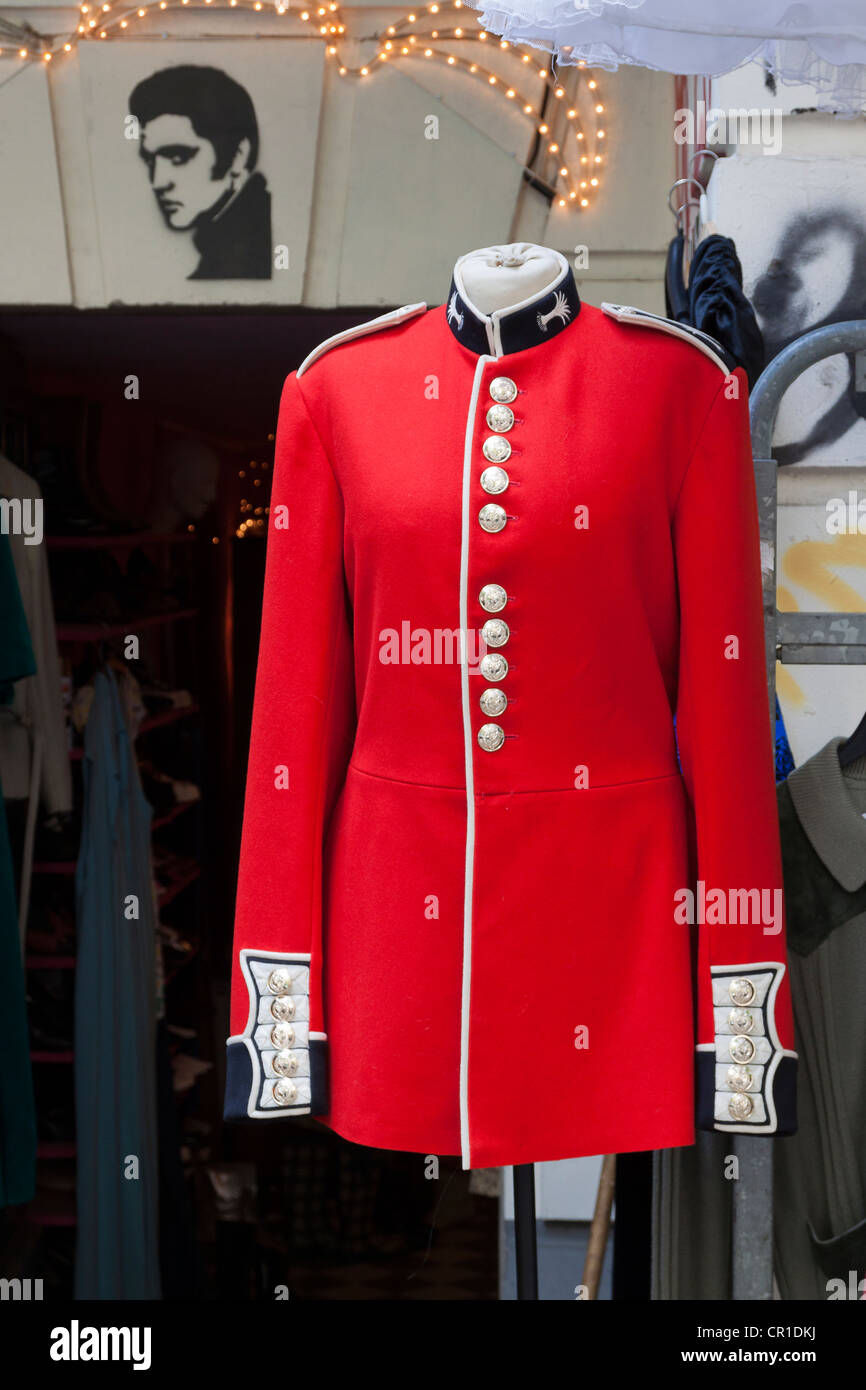 Wallpaper #Cbj11pIBJvJKYCmEf-Ex255 British Army Uniform Red Coat Hi Res Stock Photography and Images Alamy