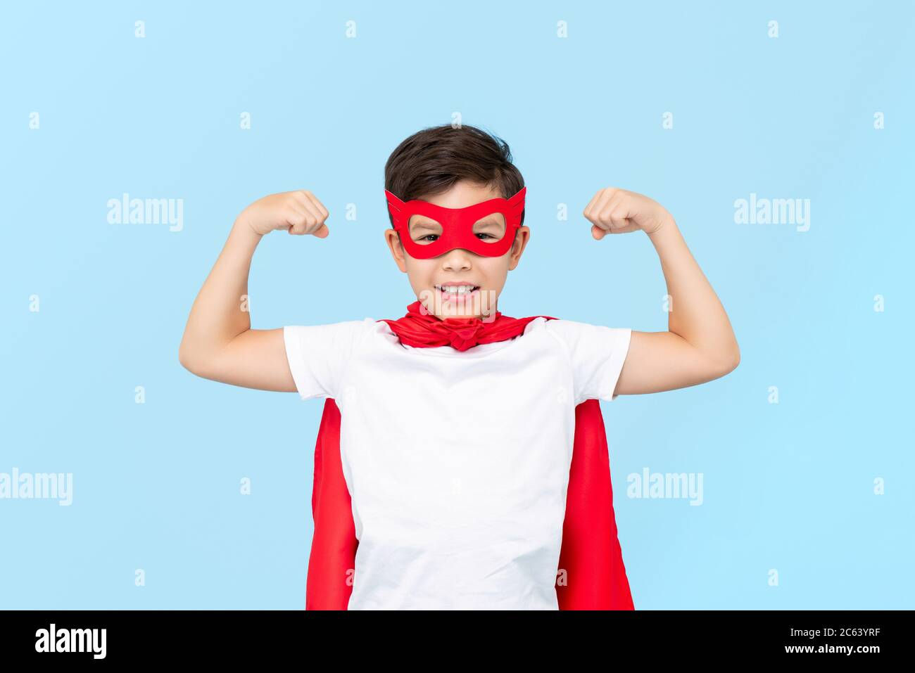 Wallpaper #m2fSBJMBSpphPi3-n7nR185 Boy Flexing Muscles Hi Res Stock Photography and Images Alamy