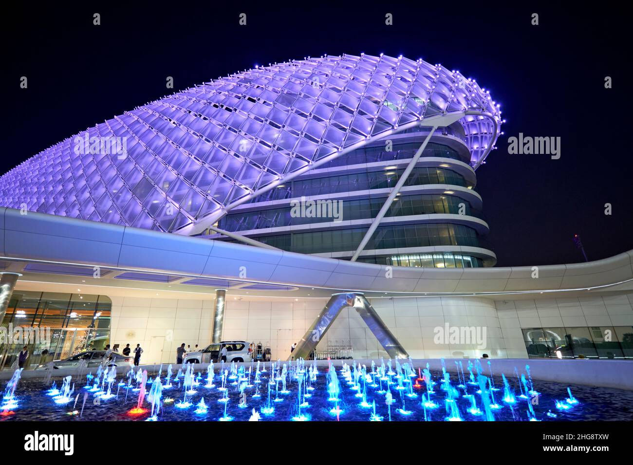 Wallpaper #8H3a844Bnwiau_P6rg0J58 W Abu Dhabi Yas Island Luxury Hotel Stock Photo Alamy