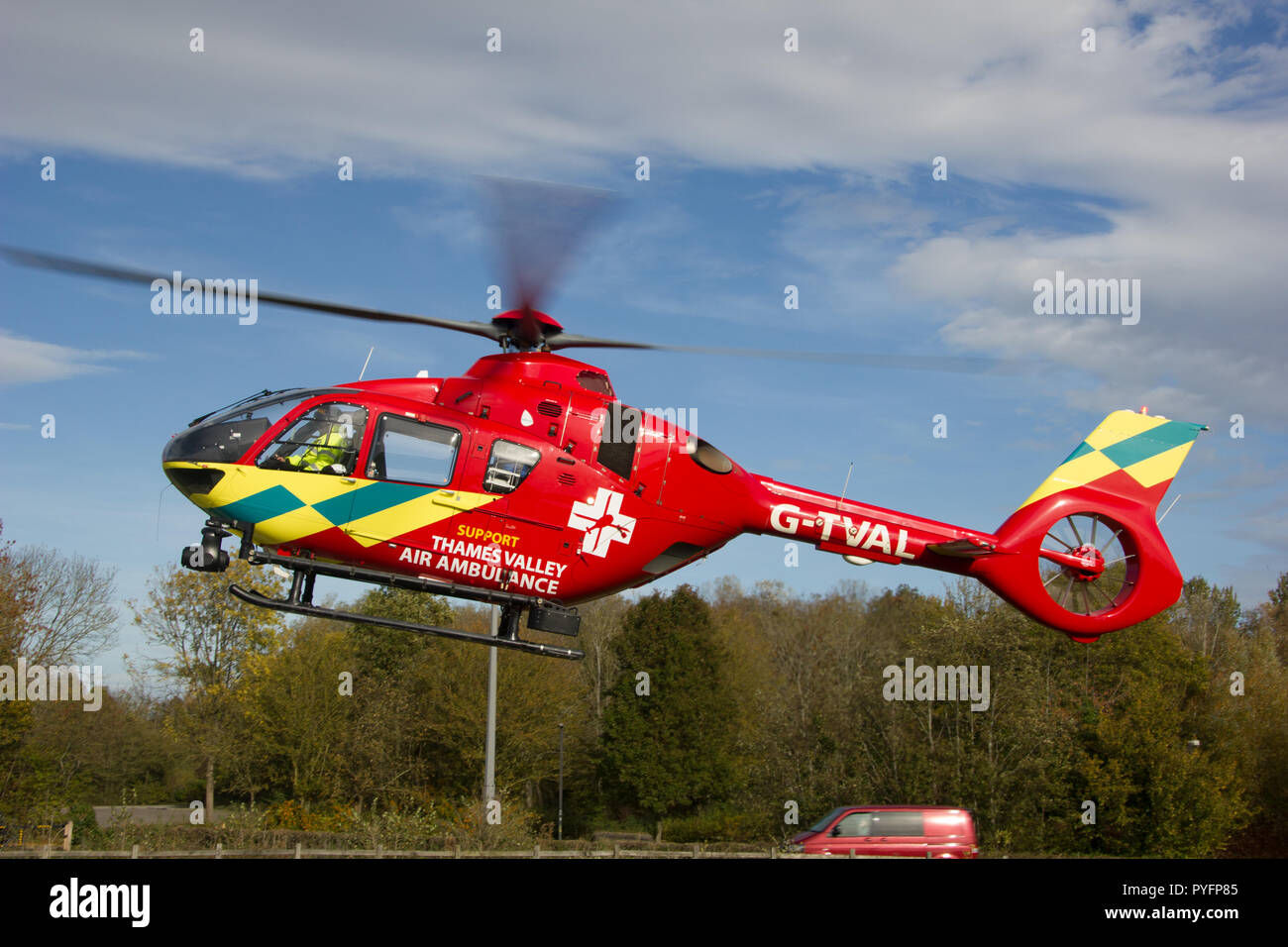 Wallpaper #xGfjC5MBSpphPi3-X9uq312 Thames Valley Ambulance Hi Res Stock Photography and Images Alamy