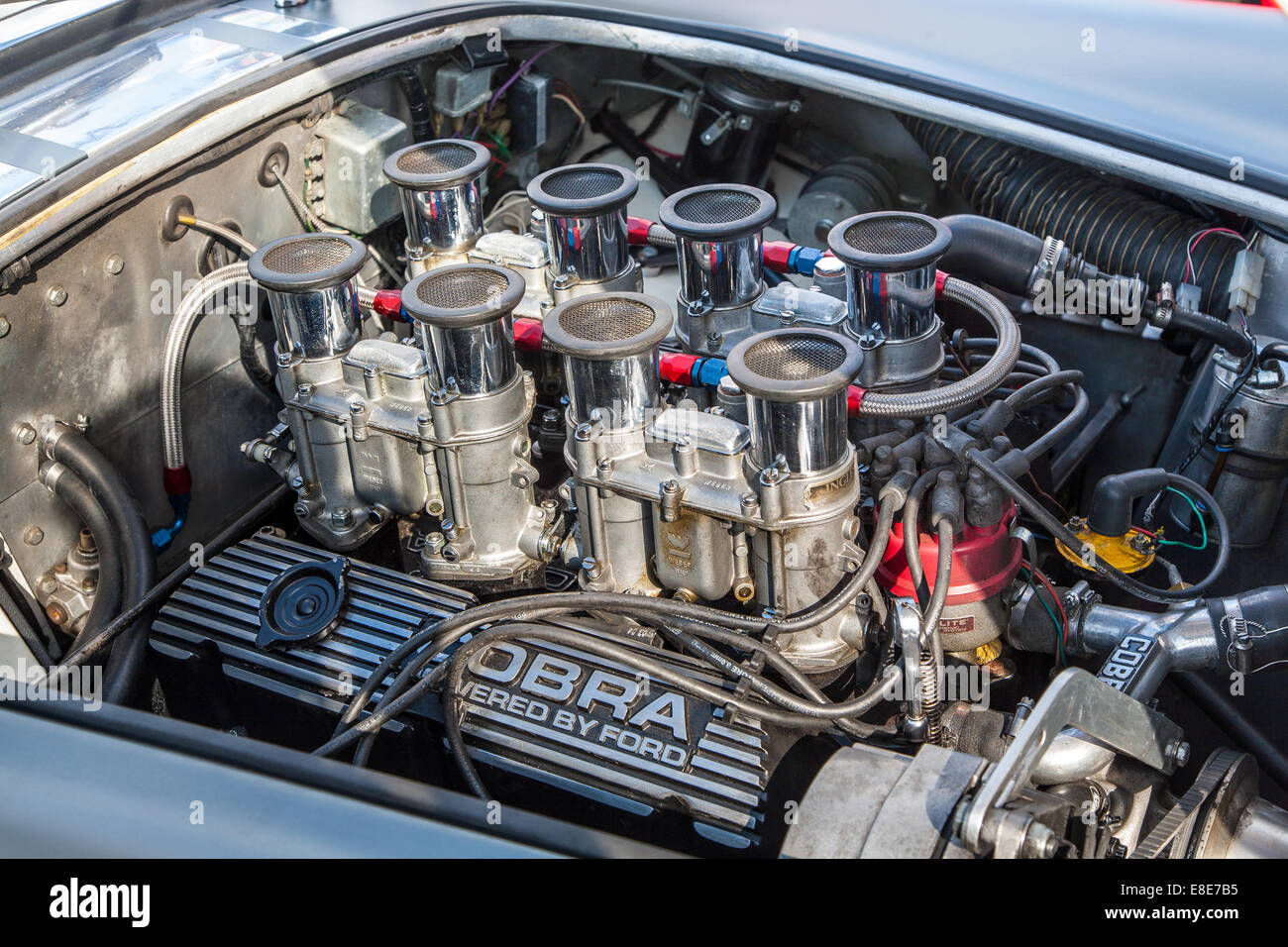 Wallpaper #AGdRA5MBSpphPi3-tLOH27 Cobra Engine Hi Res Stock Photography and Images Alamy
