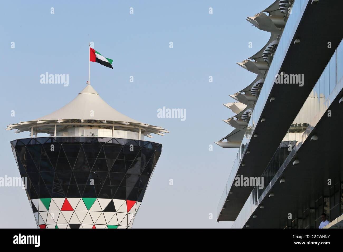 Wallpaper #x2cF8ZIBSpphPi3-oGll0 The Shams Tower Abu Hi Res Stock Photography and Images Alamy