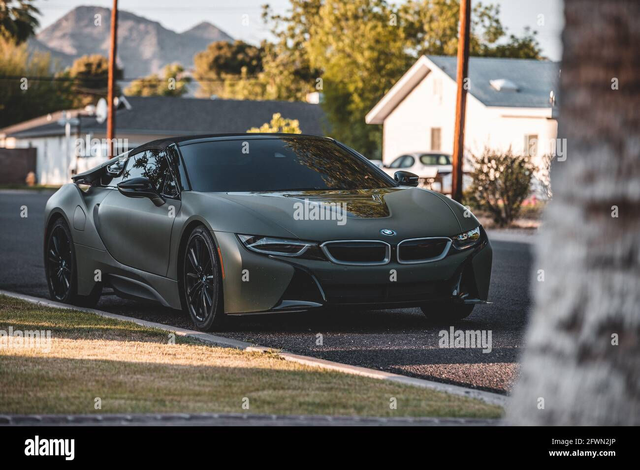 Wallpaper #EGgAGZMBSpphPi3-sRX_190 BMW i8 Roadster with Matte Green Wrap Stock Photo Alamy