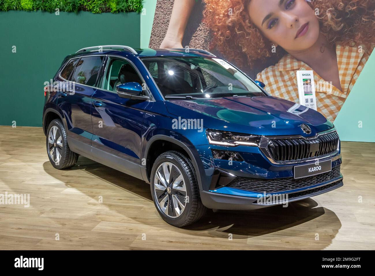 Wallpaper #ZCaDmZcBNyflpn9rYohu63 New Skoda Karoq Subcompact SUV Car Showcased at the Brussels Autosalon