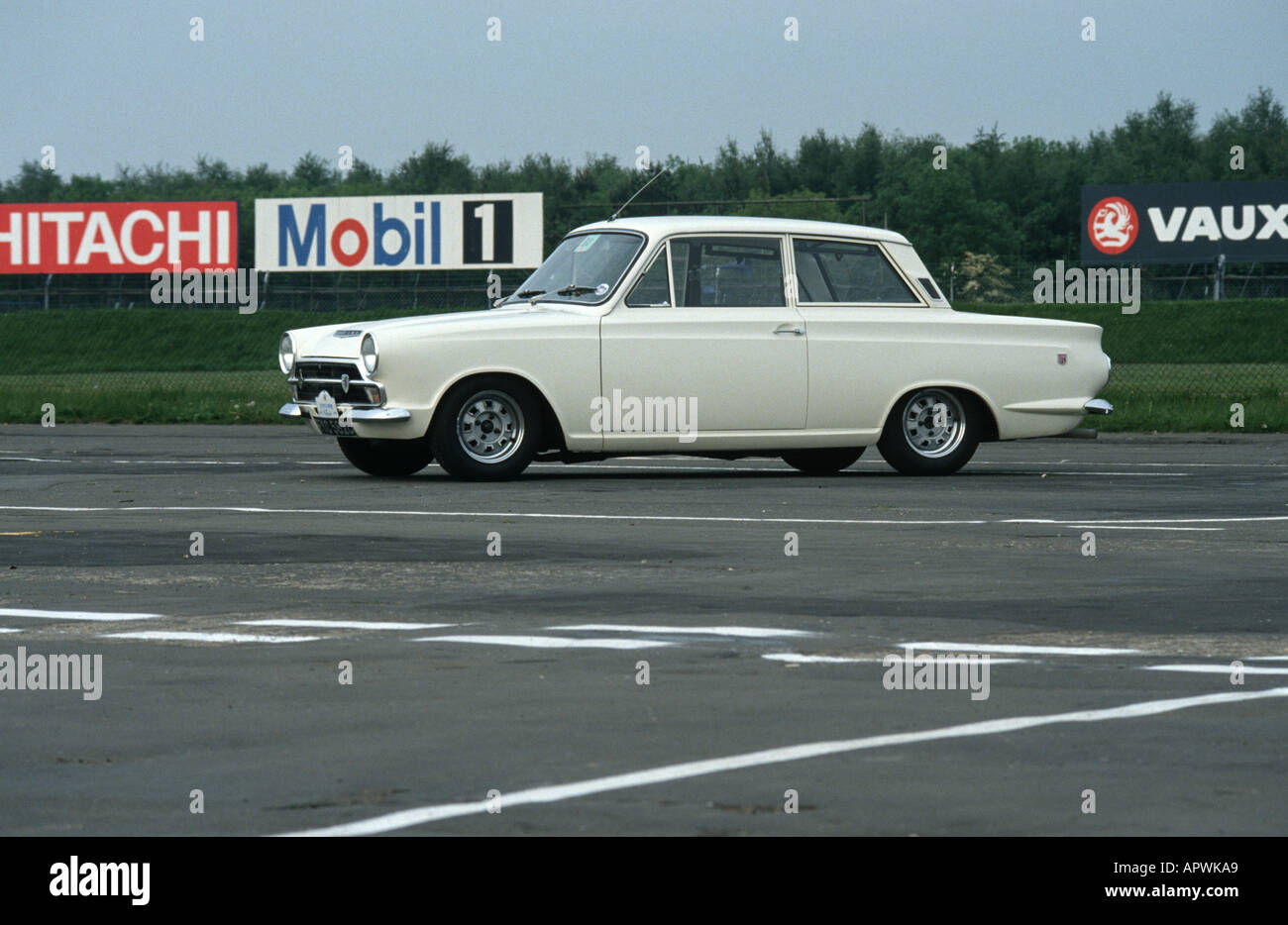 Wallpaper #ac381 1966 Ford Cortina Mk1 GT Classic Driver Market