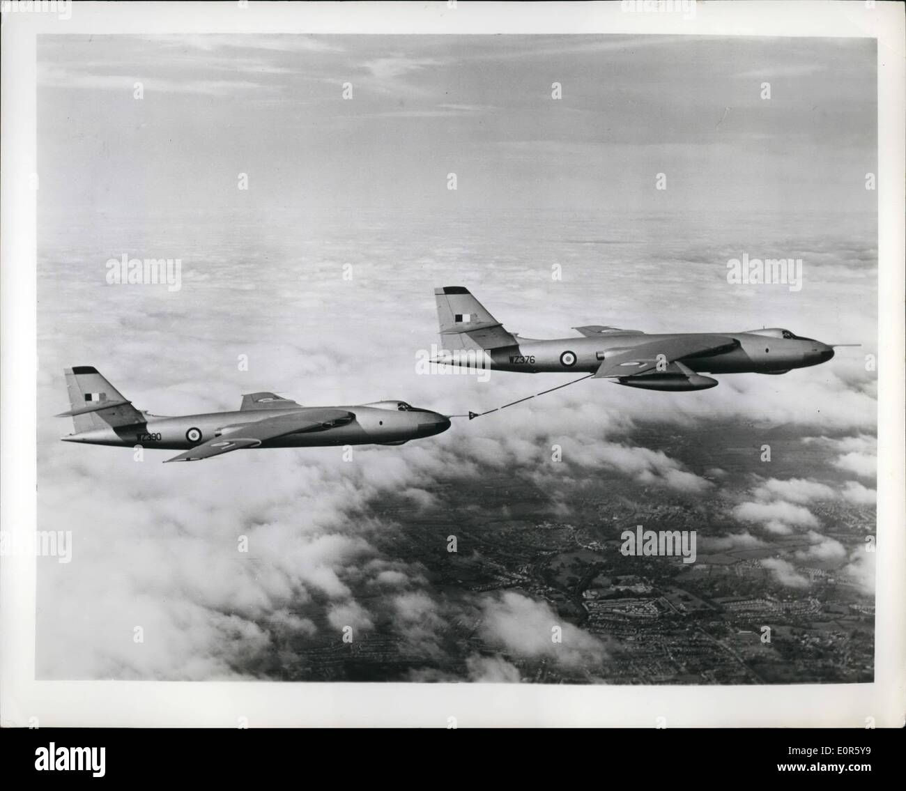 Wallpaper #35yD4ZIBZHQxiYar9Lt0216 Bomber Feeds Bomber Hi Res Stock Photography and Images Alamy