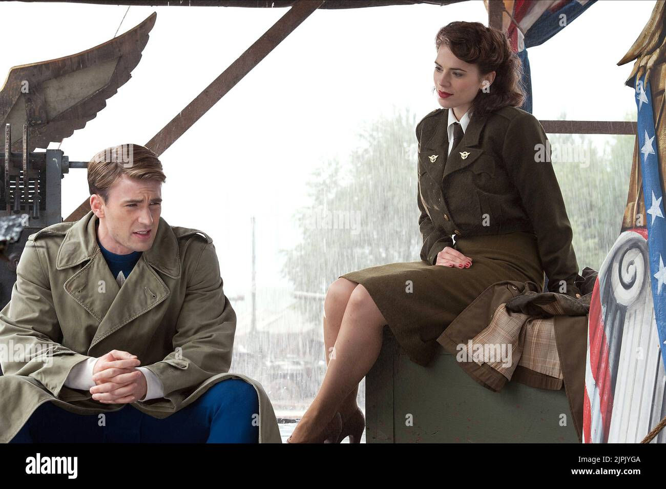 Wallpaper #9-qXVZMBlwTYPL18nA0s148 Chris Evans Hayley Atwell Captain America Banque De Photographies Et D