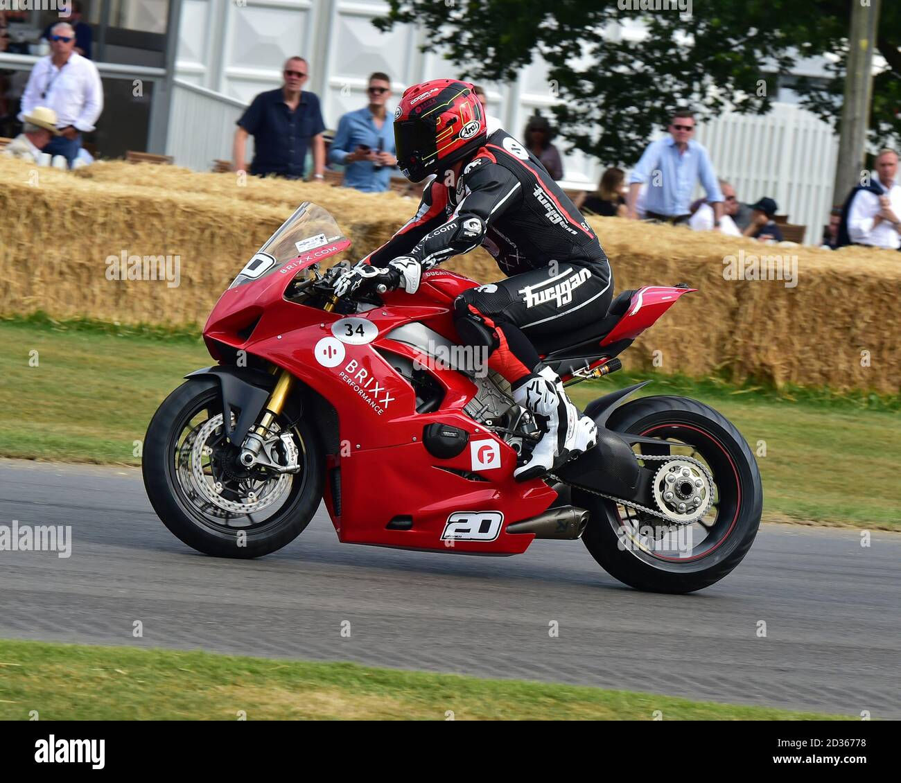 Wallpaper #nBoNUpMB1yWOL4qgi4JL35 Classic Ducati Racing Motorcycle Hi Res Stock Photography and Images