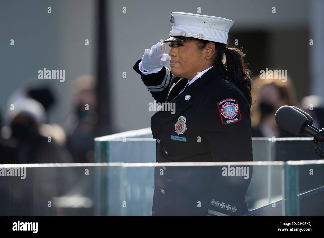 Wallpaper #5WfOApMBSpphPi3-ELDY188 Capt Andrea Hall Fire Captain of South Fulton Ga Salutes After