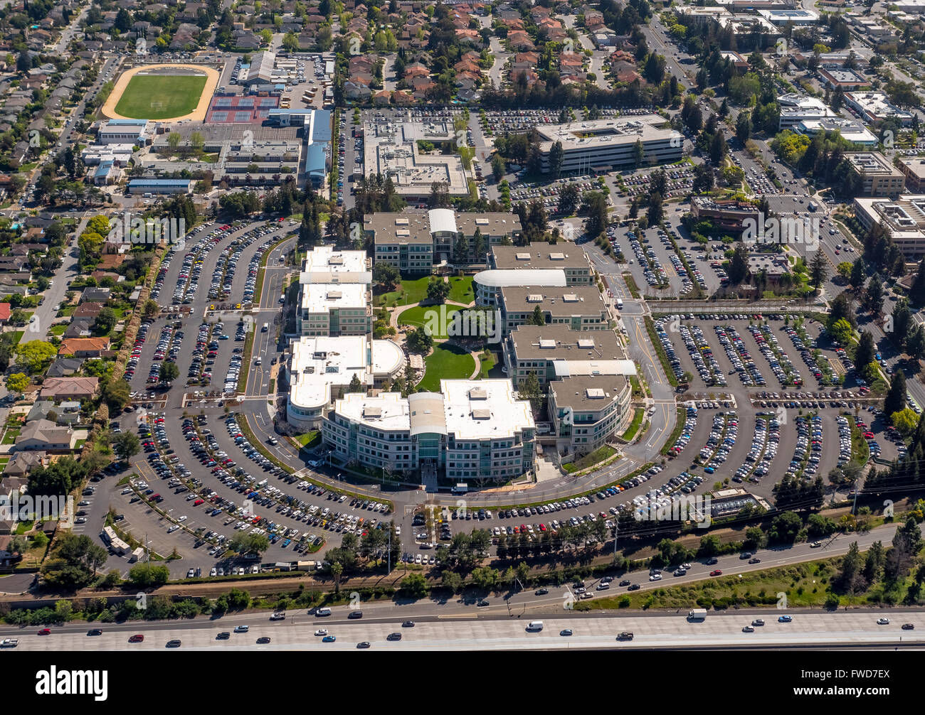 Wallpaper #fz-cPJMBLiIJ4c9OAJJD11 Apple Campus Apple Inc Aerial Apple University Above Apple Inc