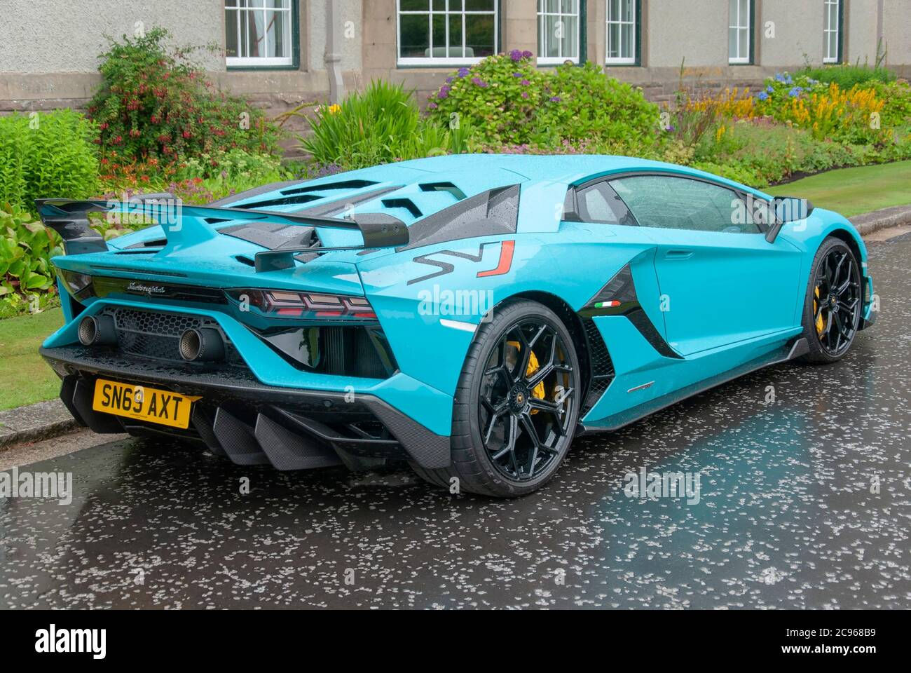 Wallpaper #vFY9e5cBsd6xcFiE9Nwk70 2019 Model Teal Blue Lamborghini Aventador SVJ Sports Car Rear Offside
