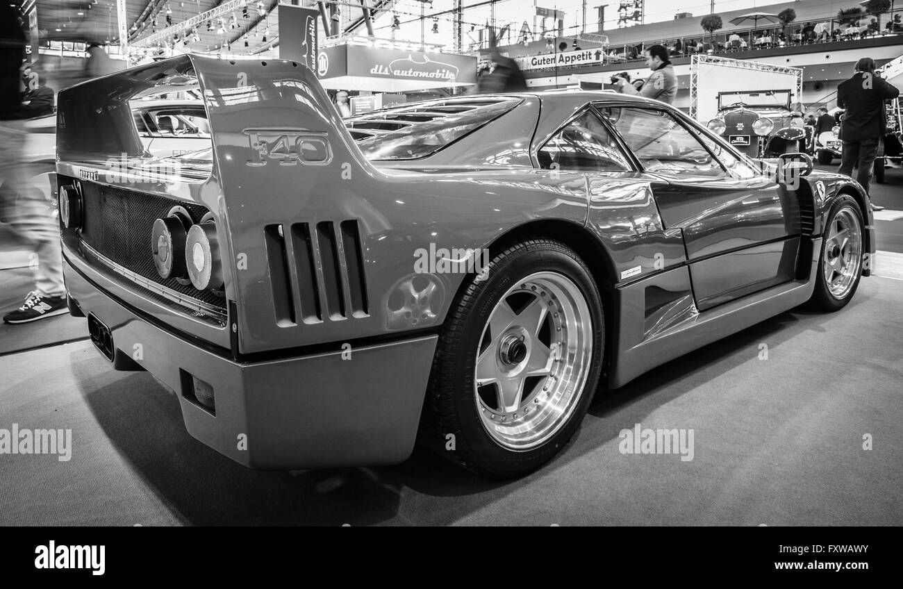 Wallpaper #_0CGMZMBJhL2WPbaj8ap218 Ferrari F40 High Resolution Stock Photography and Images Alamy