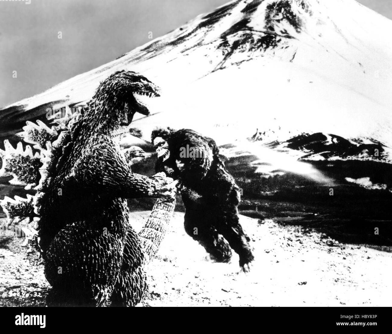 Wallpaper #1u_fTJMBMN-XEVvVqz4787 King Kong vs Godzilla Godzilla King Kong 1963 Fight Stock Photo