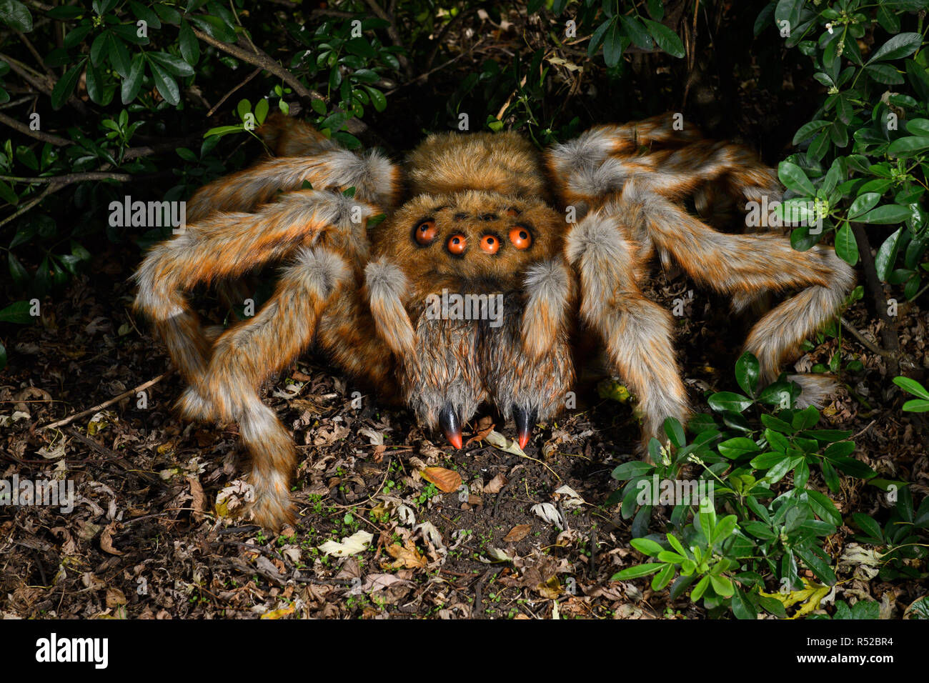 Wallpaper #-mhaFJMBSpphPi3-rAPx388 Londoners Were Given the Halloween Heebie Jeebies Today as a Supersized