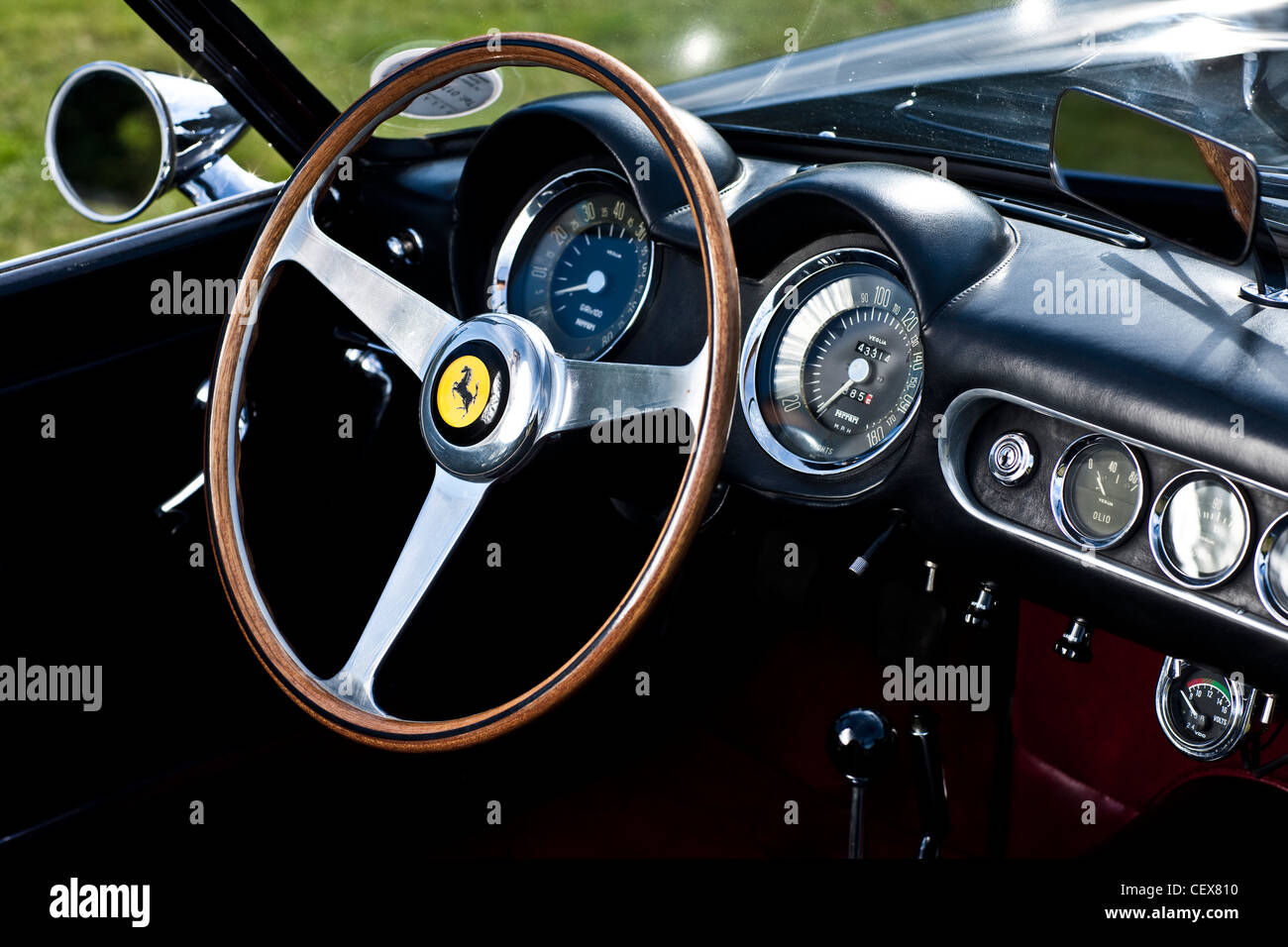 Wallpaper #ZWgVGZMBSpphPi3-iRVy240 Detail Ferrari Interior Hi Res Stock Photography and Images Alamy