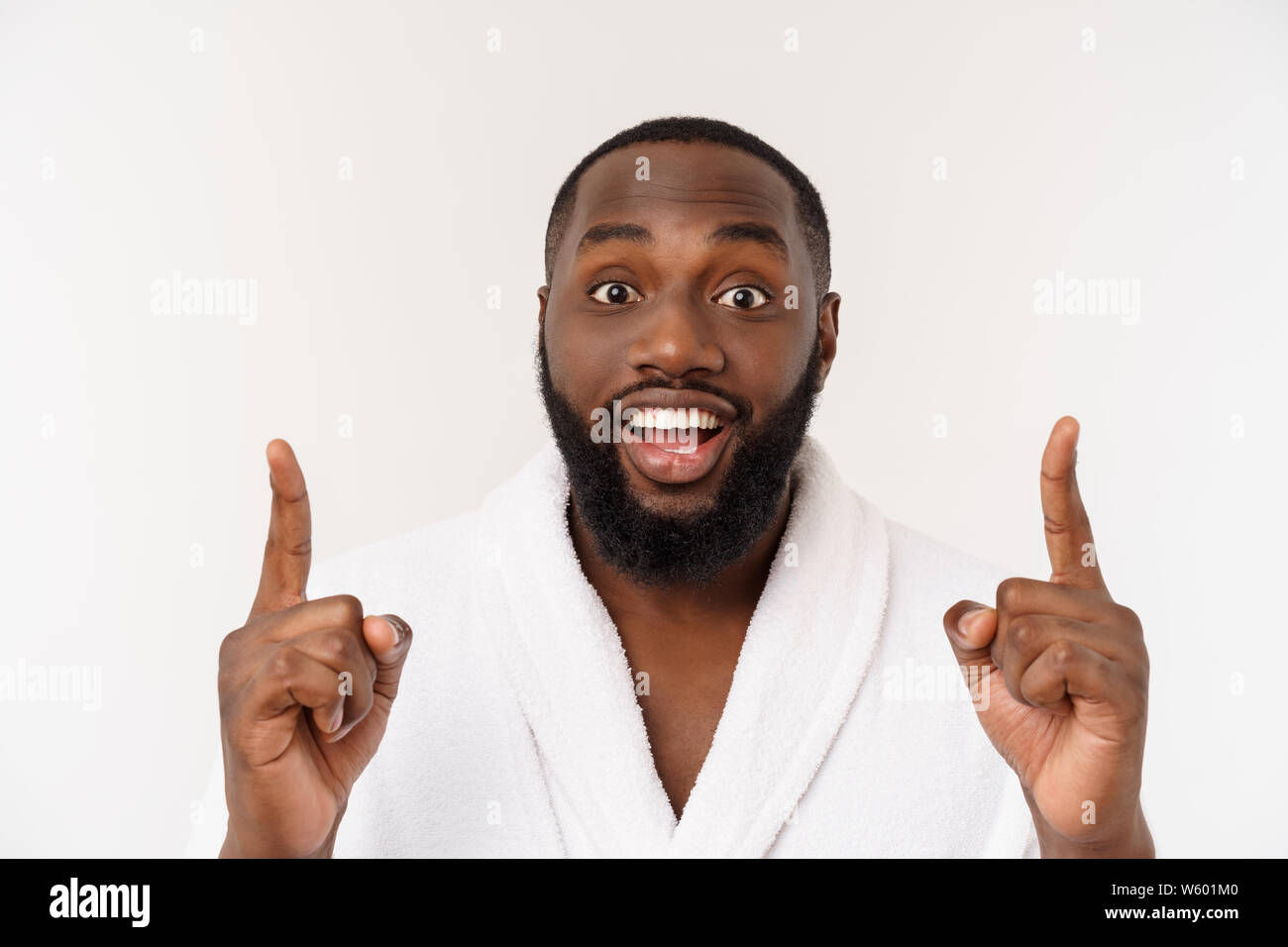 Wallpaper #IWf6_JIBSpphPi3-lZoB162 Black Guy Wearing a Bathrobe Pointing Finger with Surprise and Happy