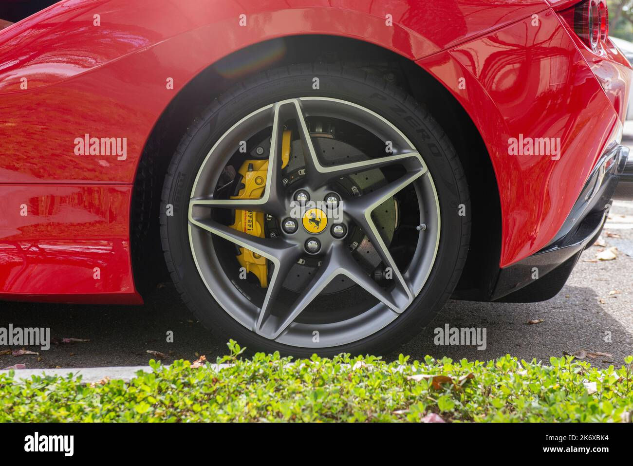 Wallpaper #OL2OoZcBxtB1RJ-KkbYc96 Atibaia Brazil October 7 2022 Side View of a Wheel of a Red