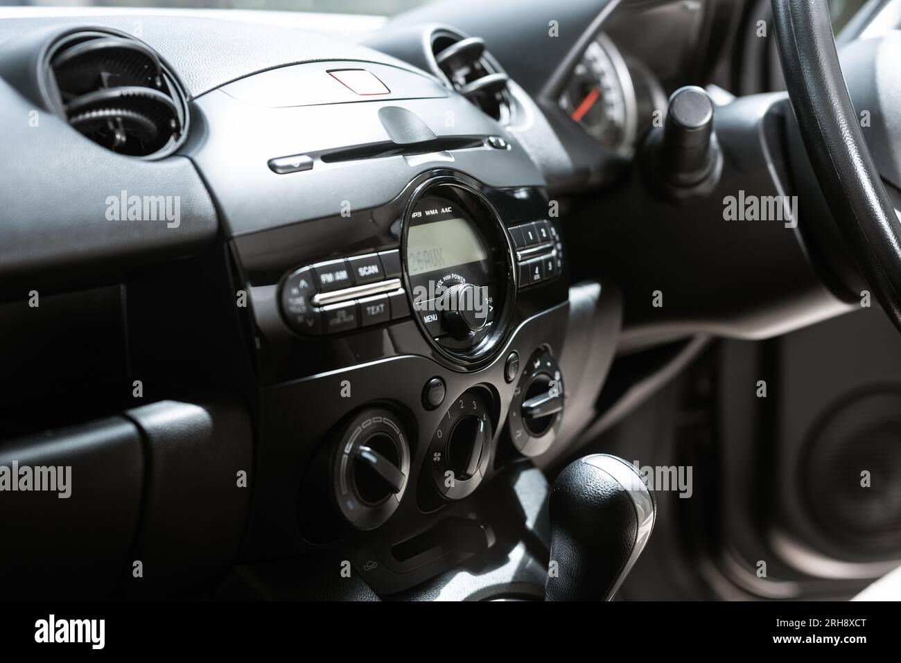 Wallpaper #SWipIJMBSpphPi3-Iy6Y151 Close Up Modern Style of Car Radio and Cd Player Installed in the Car