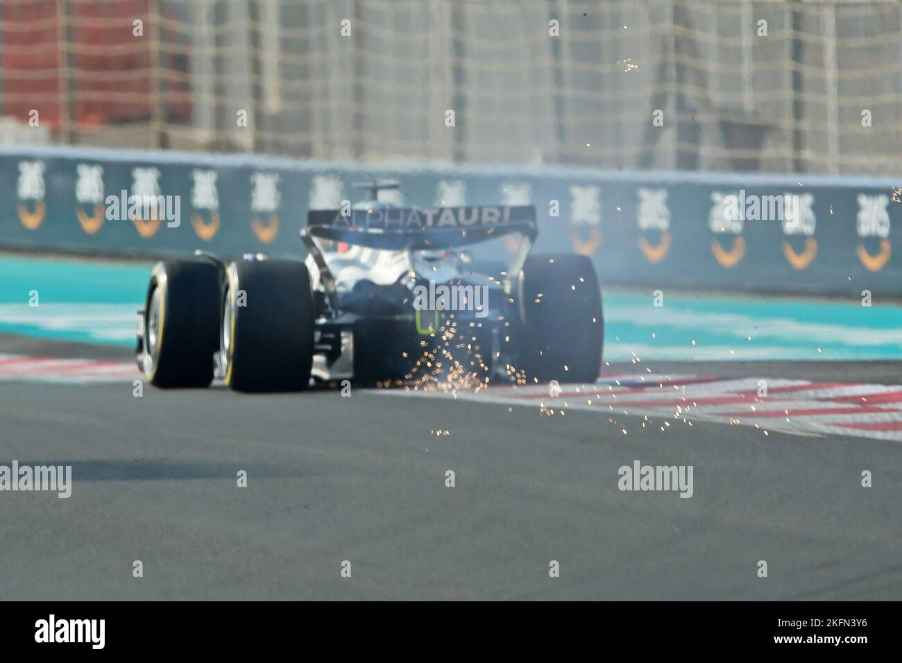 Wallpaper #TGeJ8ZIBSpphPi3-k2wF325 19th De Noviembre De 2022 Yas Marina Circuit Yas Island Abu Dhabi