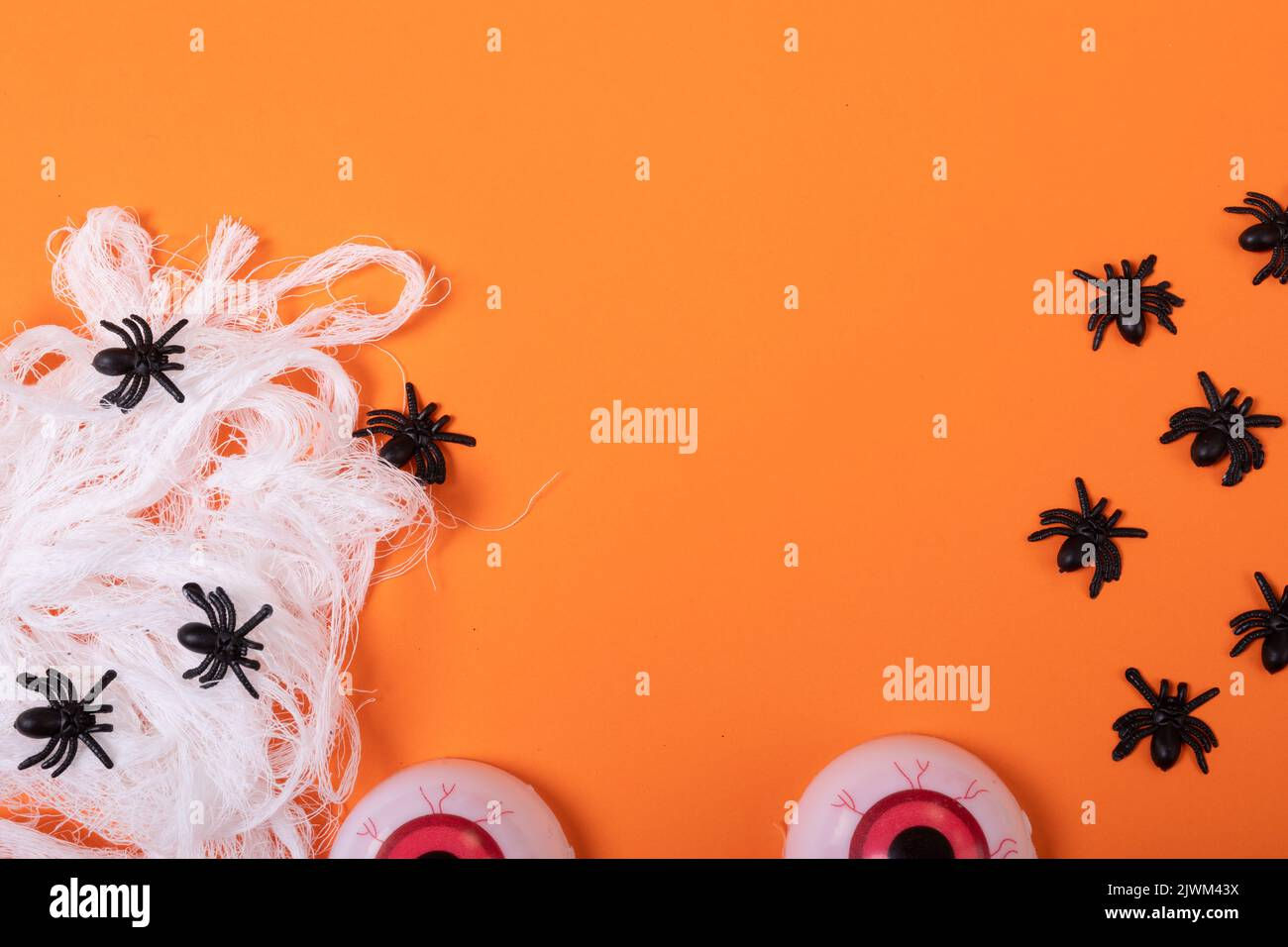 Wallpaper #-vQcOpMBKFX8bn3rt3dJ302 Multiple Spider Toys Forming a Spider Web and Scary Eyes Toys with Copy