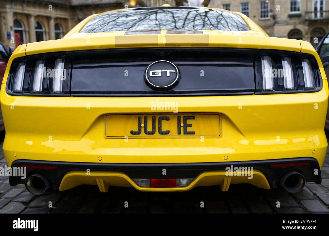 Wallpaper #JmiwH5MBSpphPi3-Jiwt233 Muscle Car in the City Hi Res Stock Photography and Images Alamy