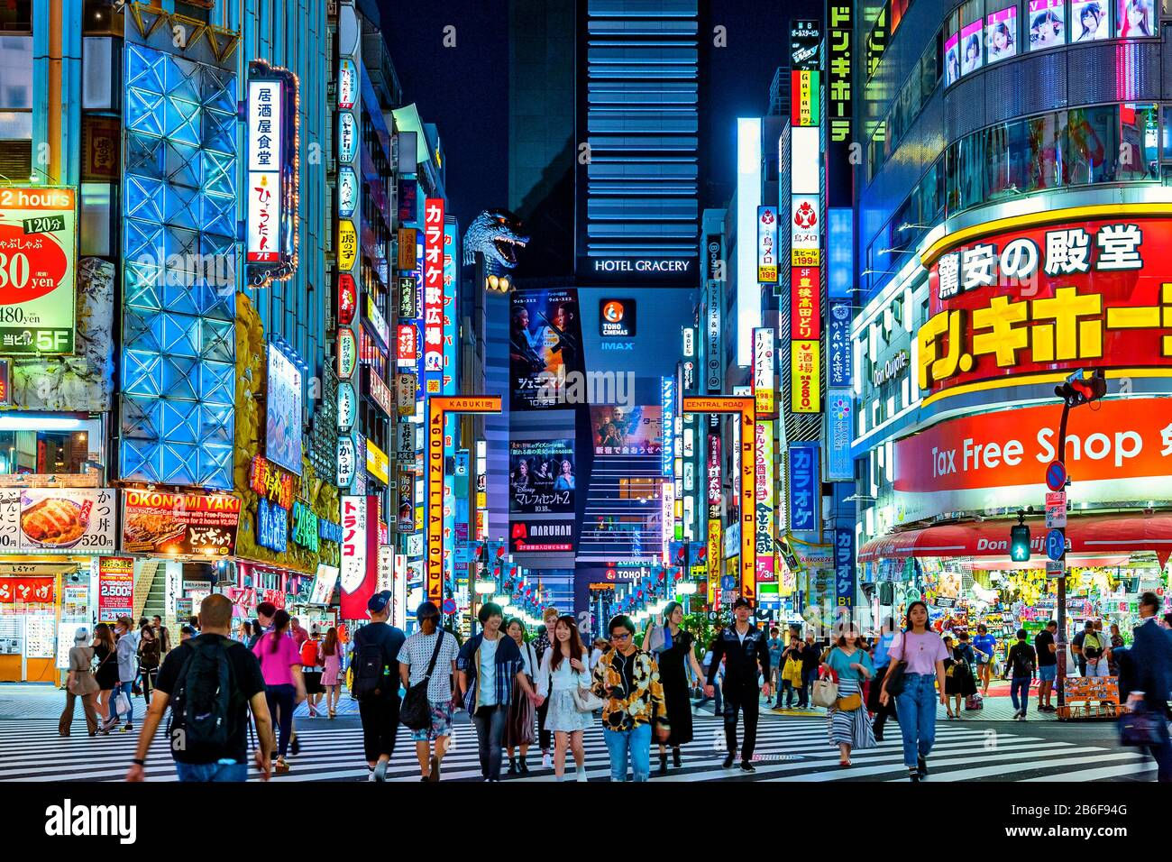 Wallpaper #9m21aZcBycdYOYFTUHDr50 Kabukicho Shinjuku Godzilla Road Tokyo Japan Neon Lights Night Stock