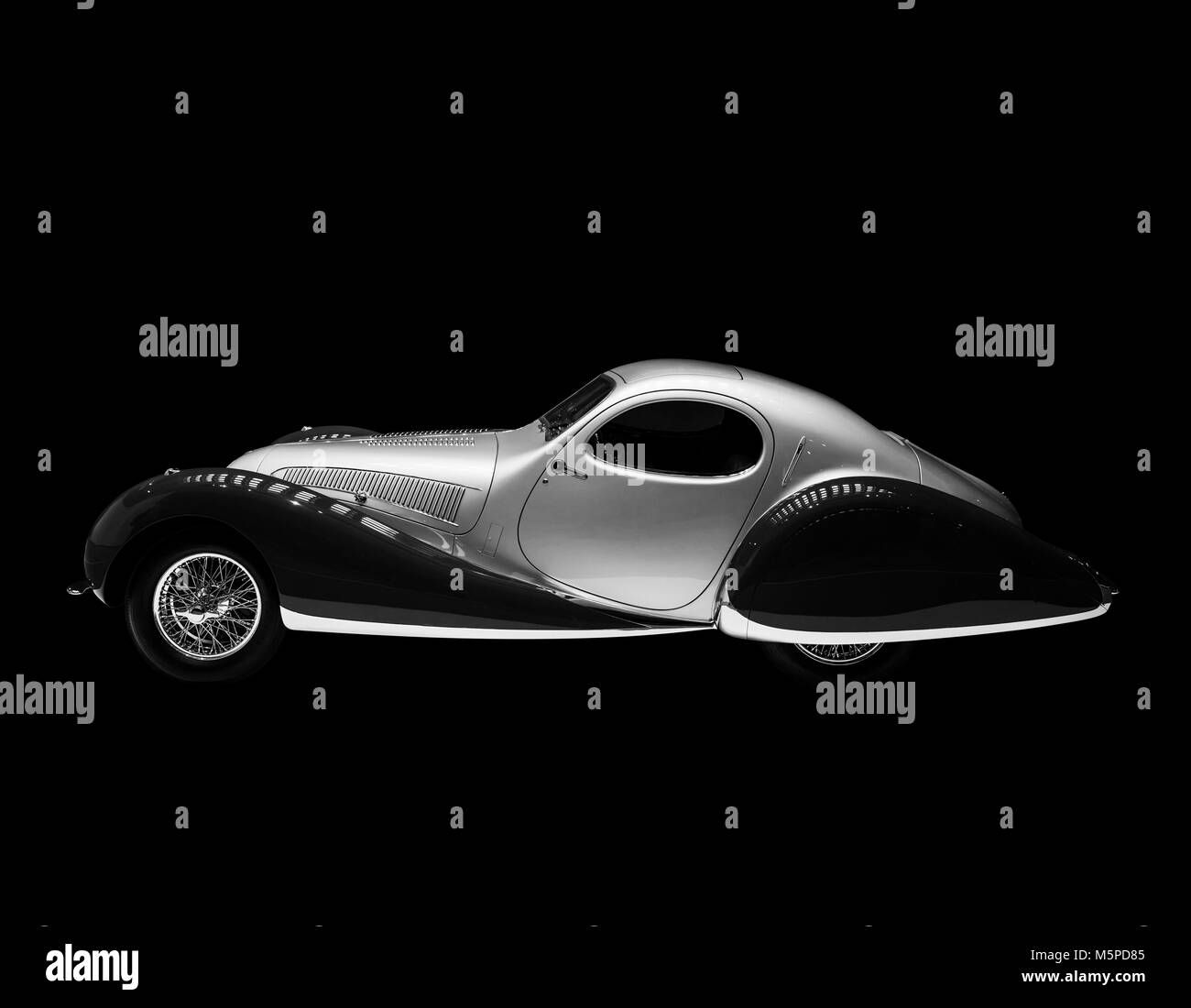Wallpaper #OGfC65IBSpphPi3-mE5G228 Classic Bugatti Hi Res Stock Photography and Images Alamy