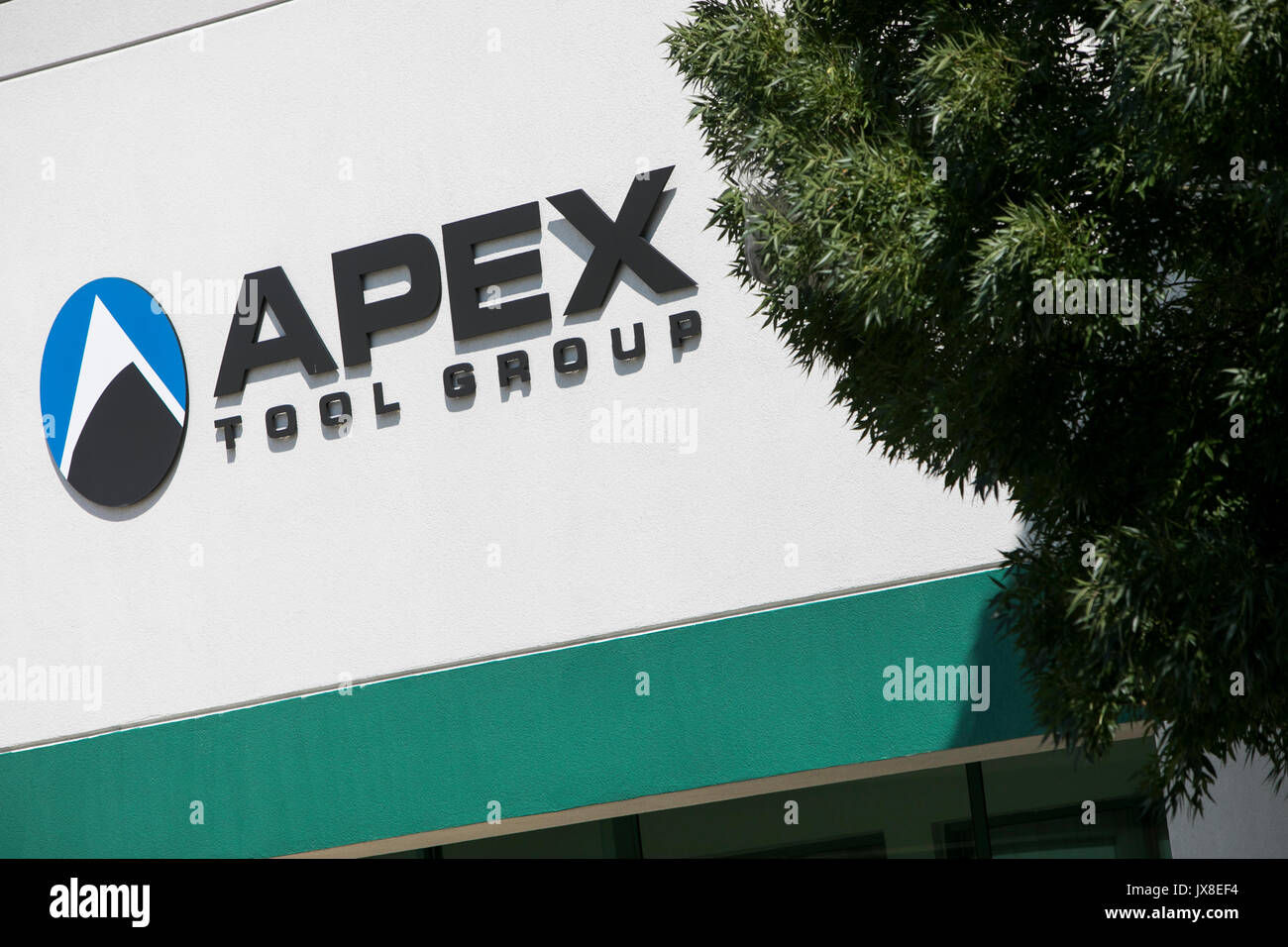 Wallpaper #EVhQNJMBzN9vxX34wTwW0 A Logo Sign Outside of the Headquarters of the Apex Tool Group in
