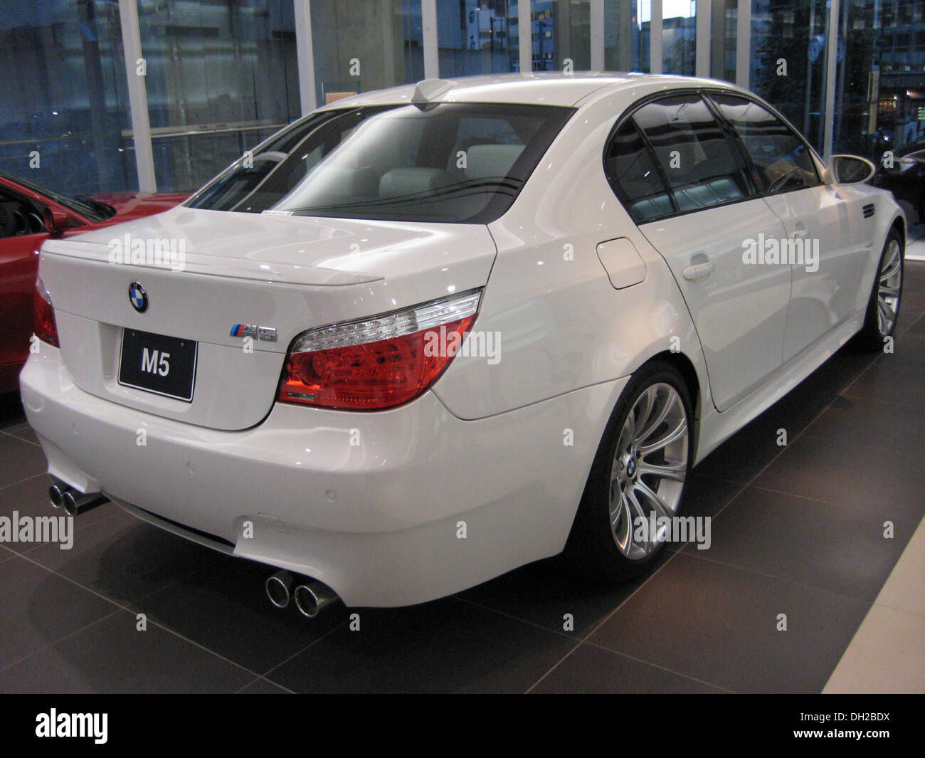 Wallpaper #oWcy95IBSpphPi3-oIWX273 BMW E60 M5 2 Stock Photo Alamy