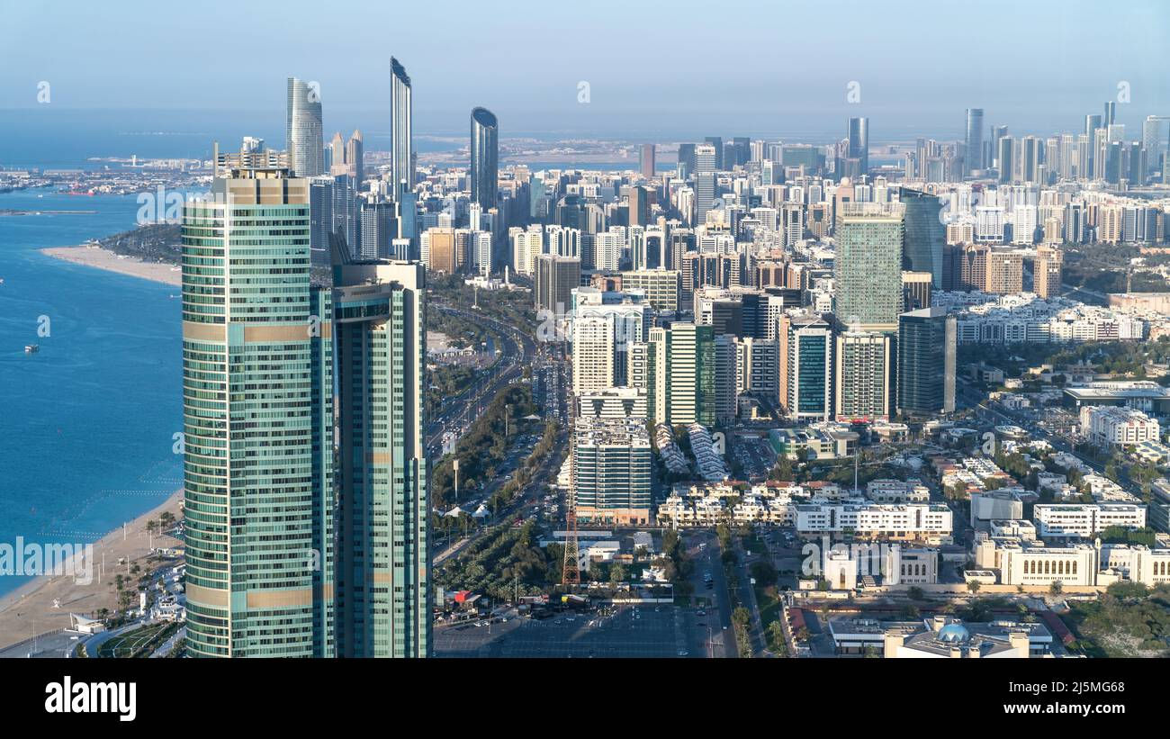 Wallpaper #zdsvYJcBzF5tfotJT-SN23 Abu Dhabi United Arab Emirates February 2022 Panoramic Abu Dhabi