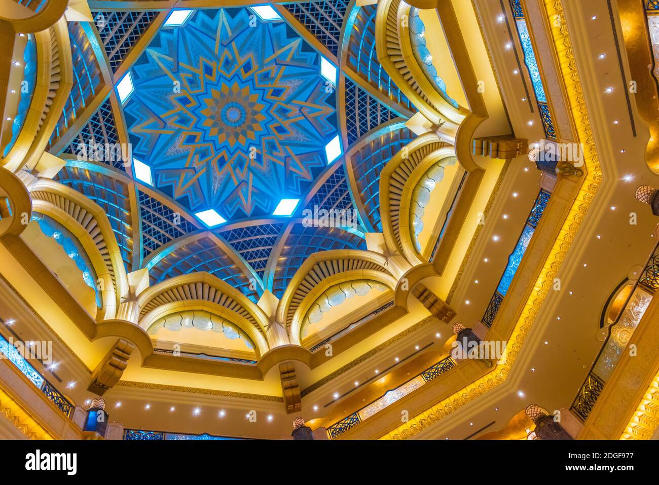 Wallpaper #8miYGpMBSpphPi3-dBwa279 Abu Dhabi Stock Photo Alamy