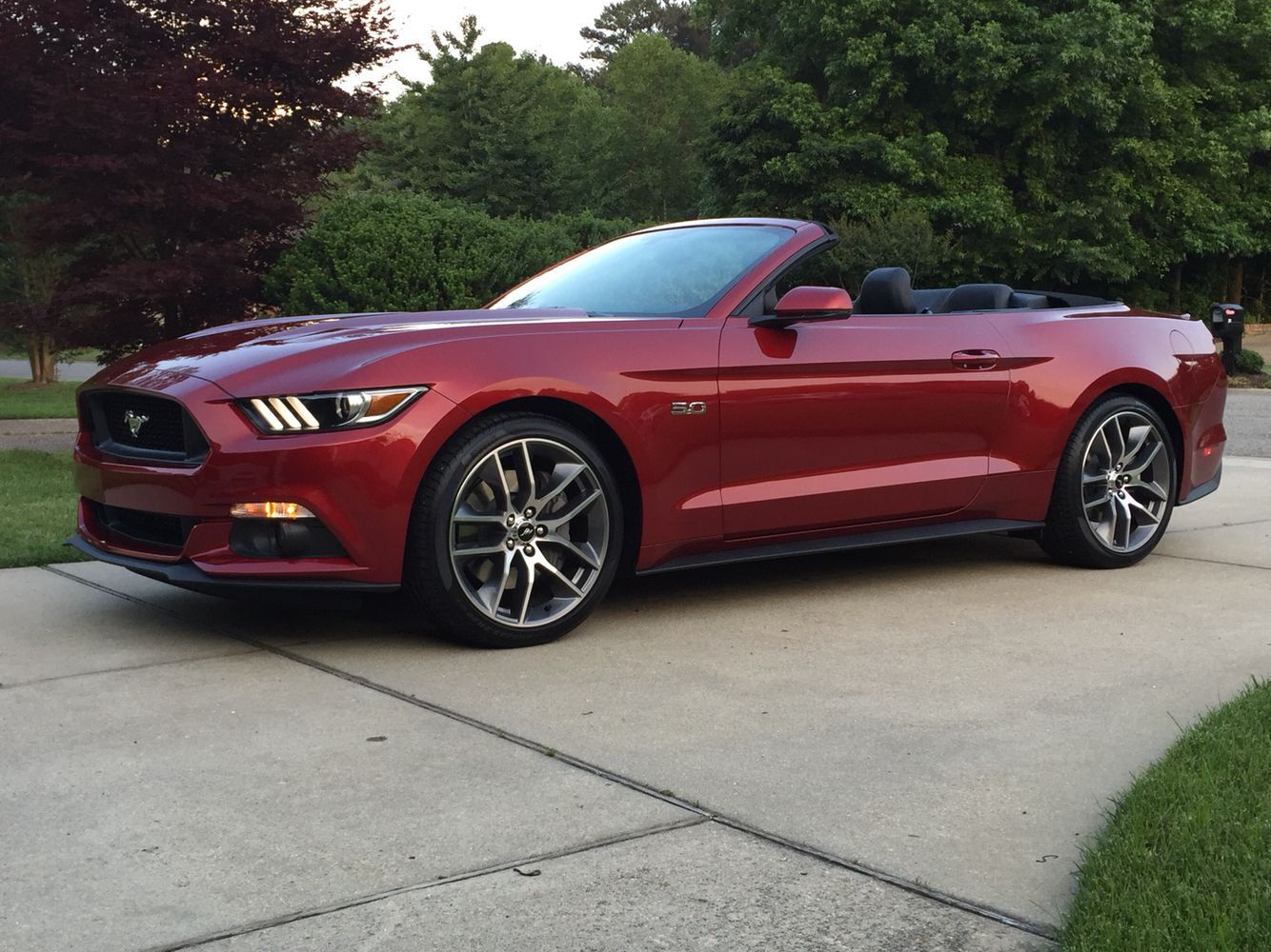 Wallpaper #gz9aPJMBLiIJ4c9OqZF563 Red 2015 Mustang Convertible