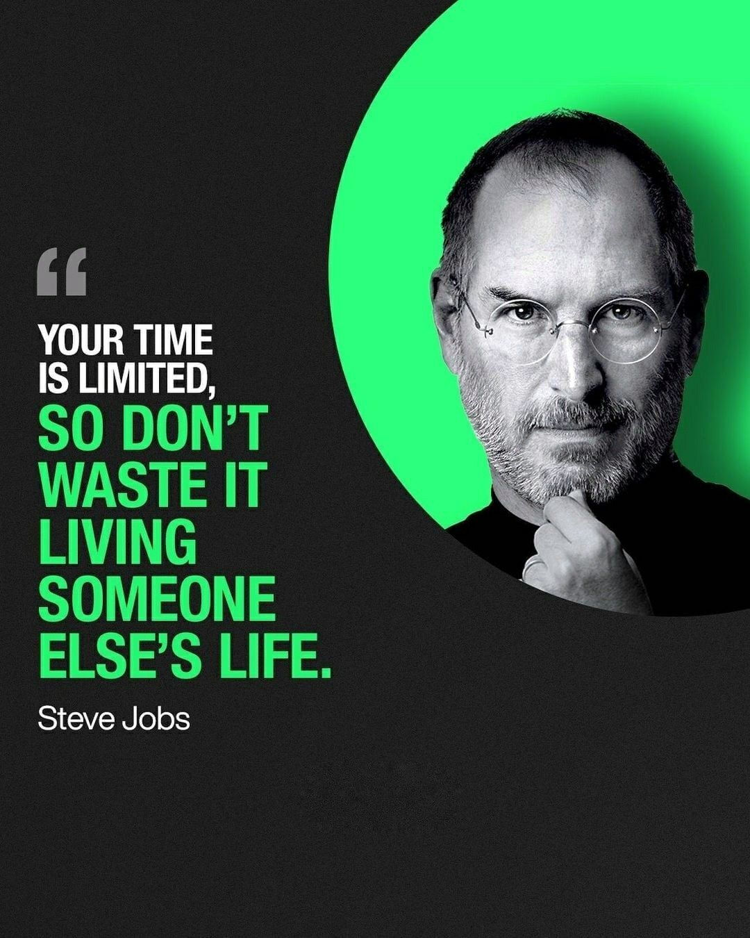 Wallpaper #2CyqSZMB0E1QgA7w2fMq390 Steve Jobs Quote on Green Background with Black and White Image in the