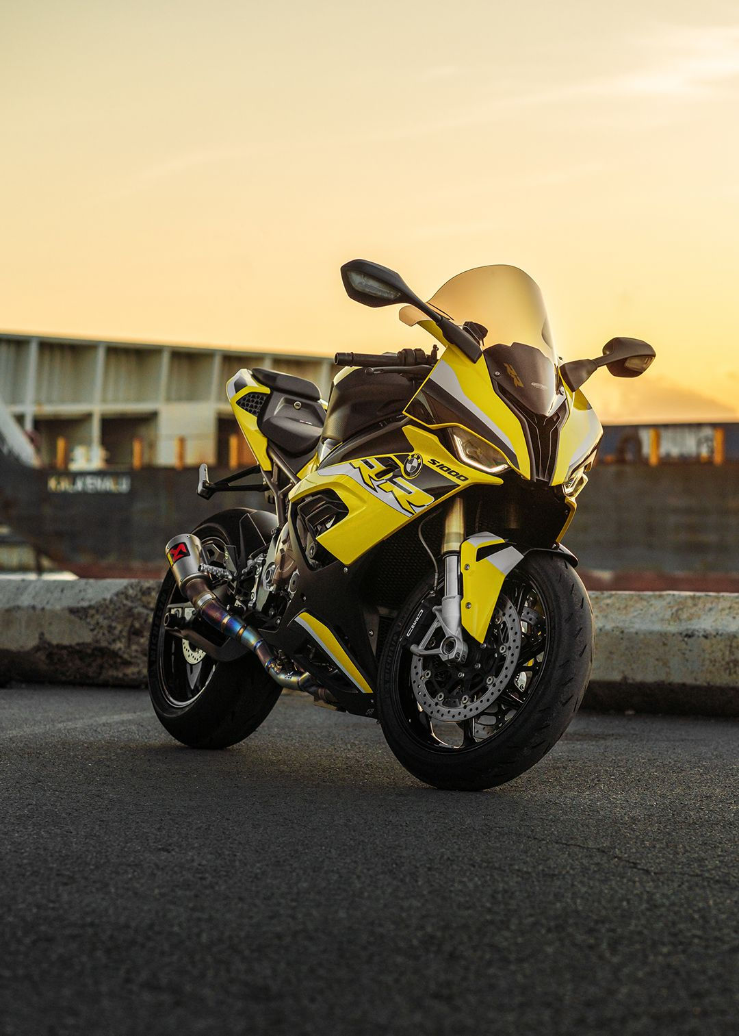 Wallpaper #hWg3HpMBSpphPi3-USjP53 Custom Painted Yellow S1000rr Em 2021 Motos Importadas S1000r Motos
