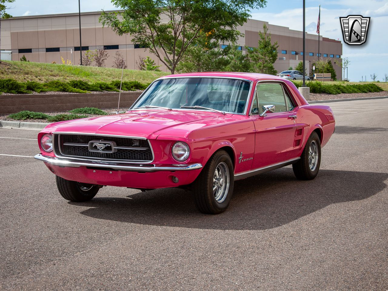 Wallpaper #41D04 Modified and Customized Pink Ford Mustang Stock Photo Alamy