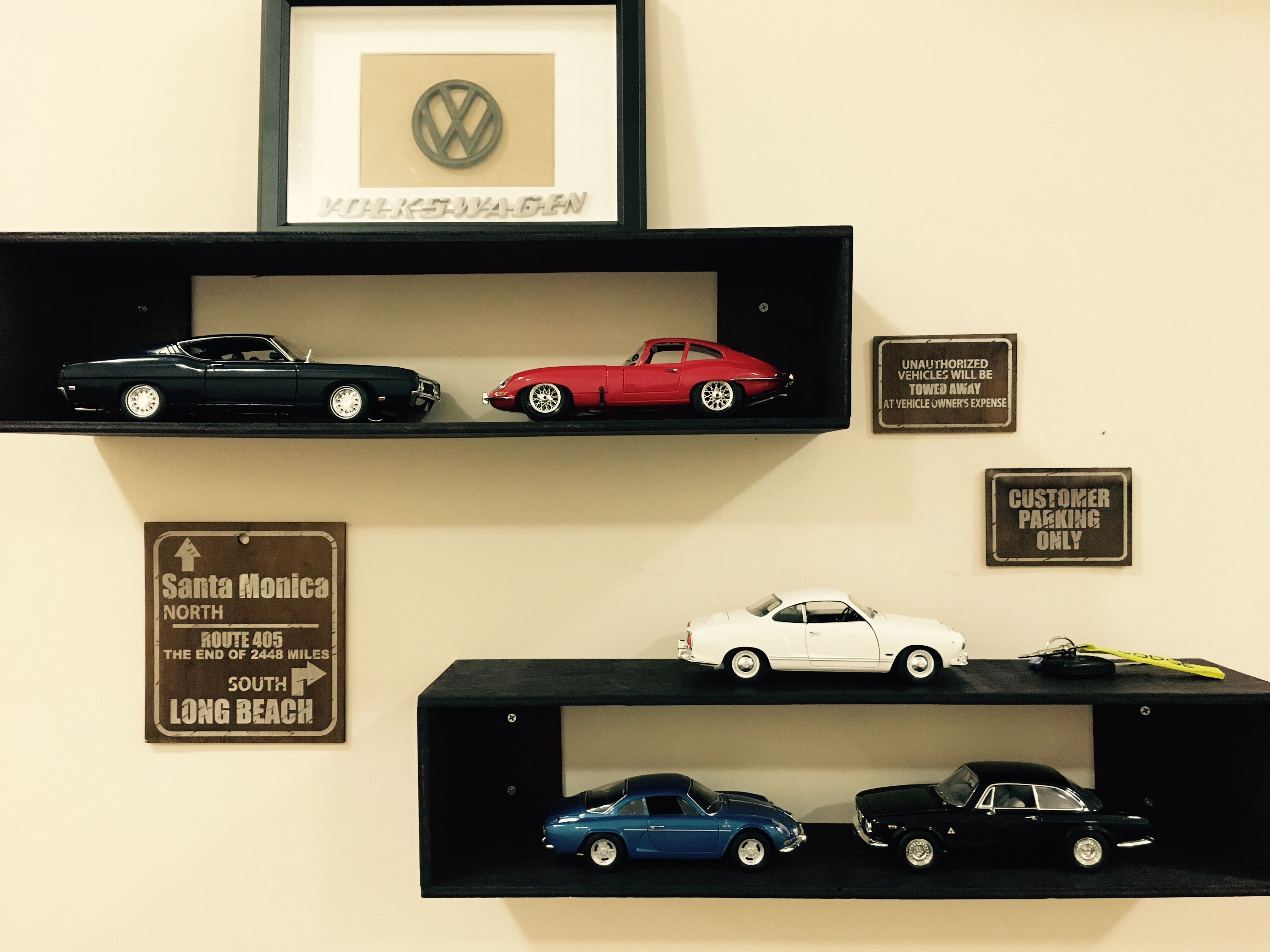 Wallpaper #JkaEVZcBqAgmjOk2GF7z150 Die Cast Cars 118 Scale Display Shelves Toy Car Display Diecast Cars